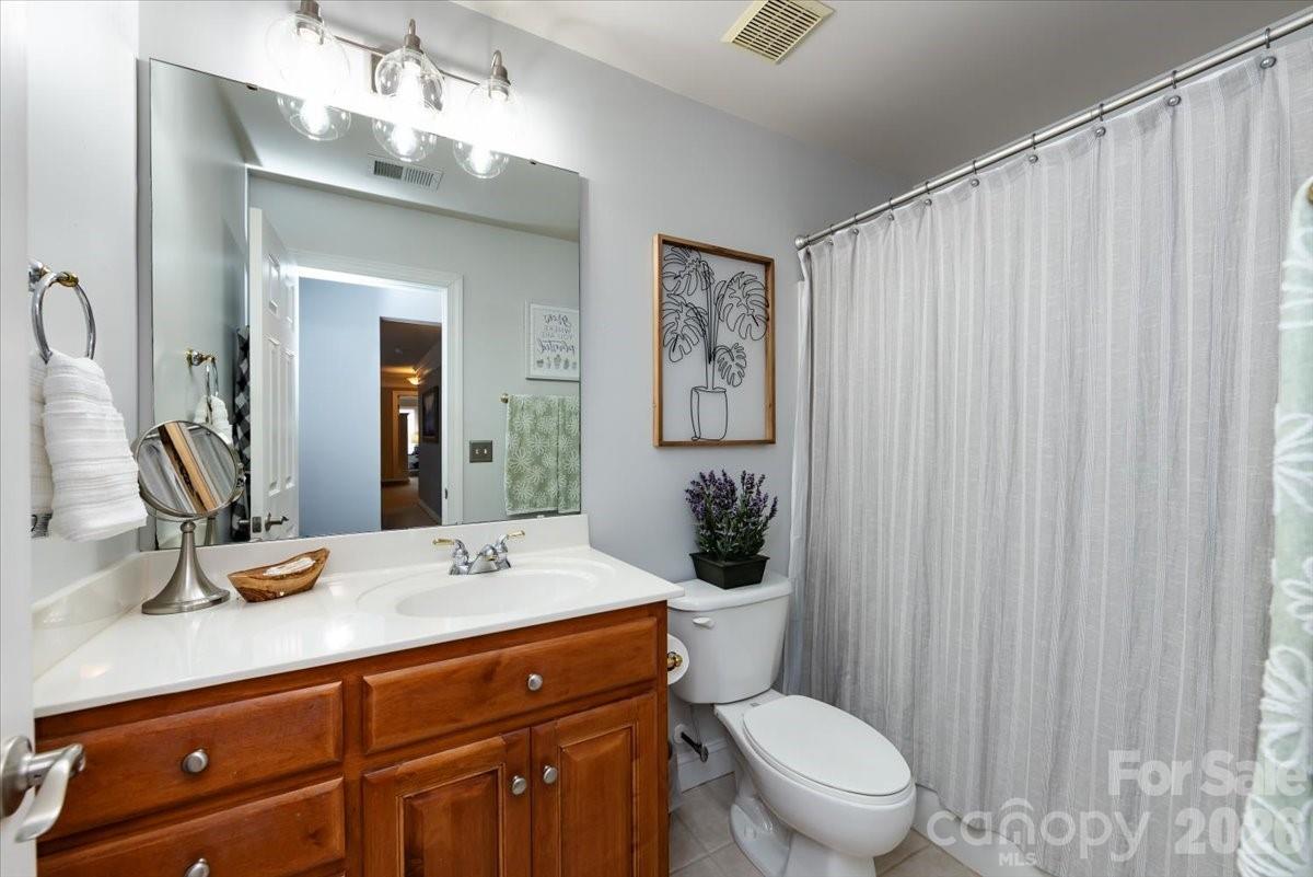 5803 Silver Creek Drive