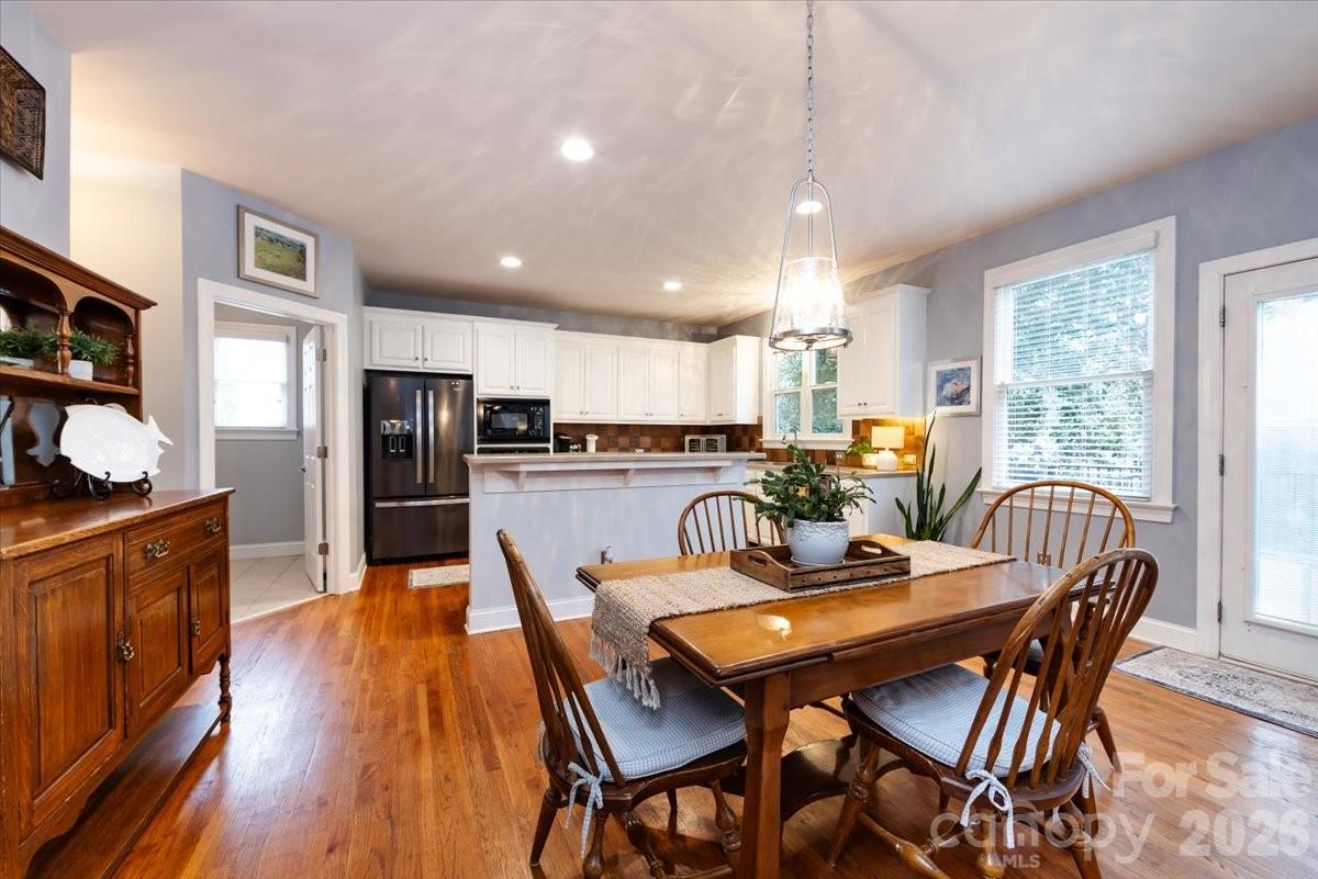 5803 Silver Creek Drive