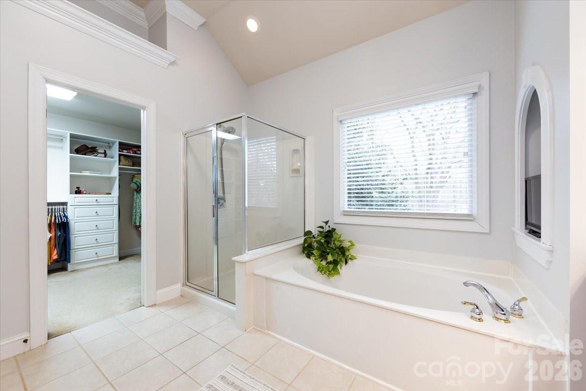 5803 Silver Creek Drive