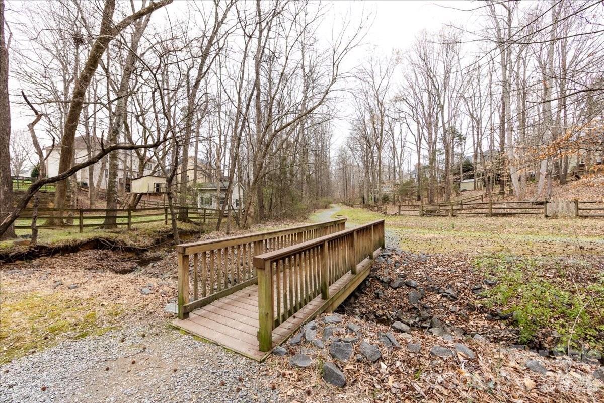 5803 Silver Creek Drive