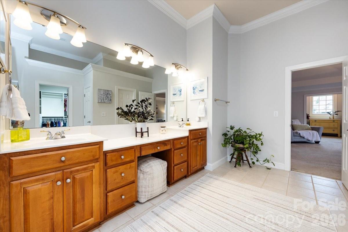 5803 Silver Creek Drive