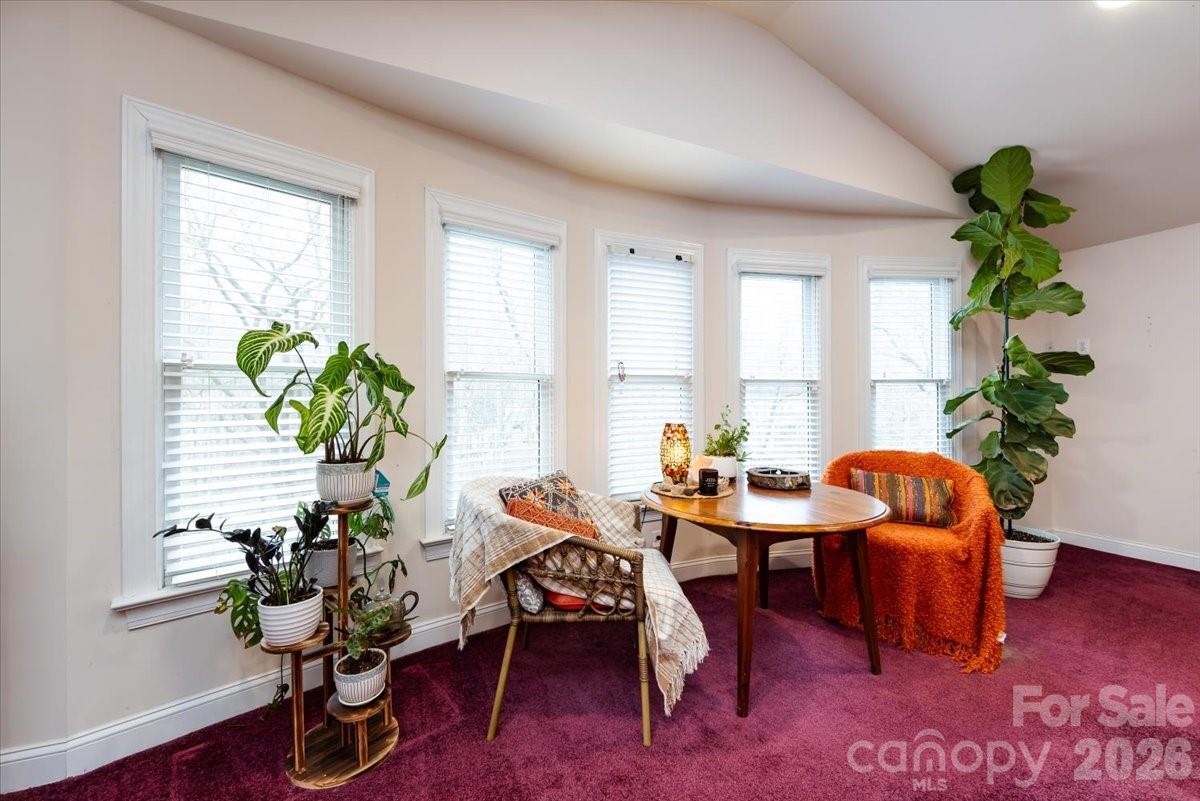 5803 Silver Creek Drive