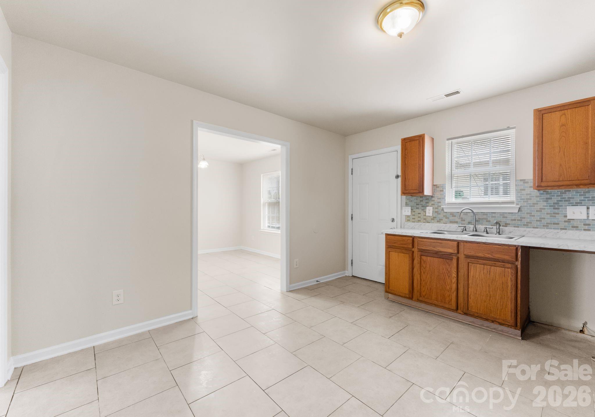 5152 Brooktree Drive