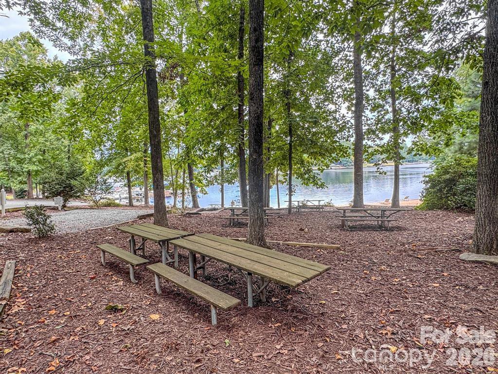 113 Palmer Marsh Place