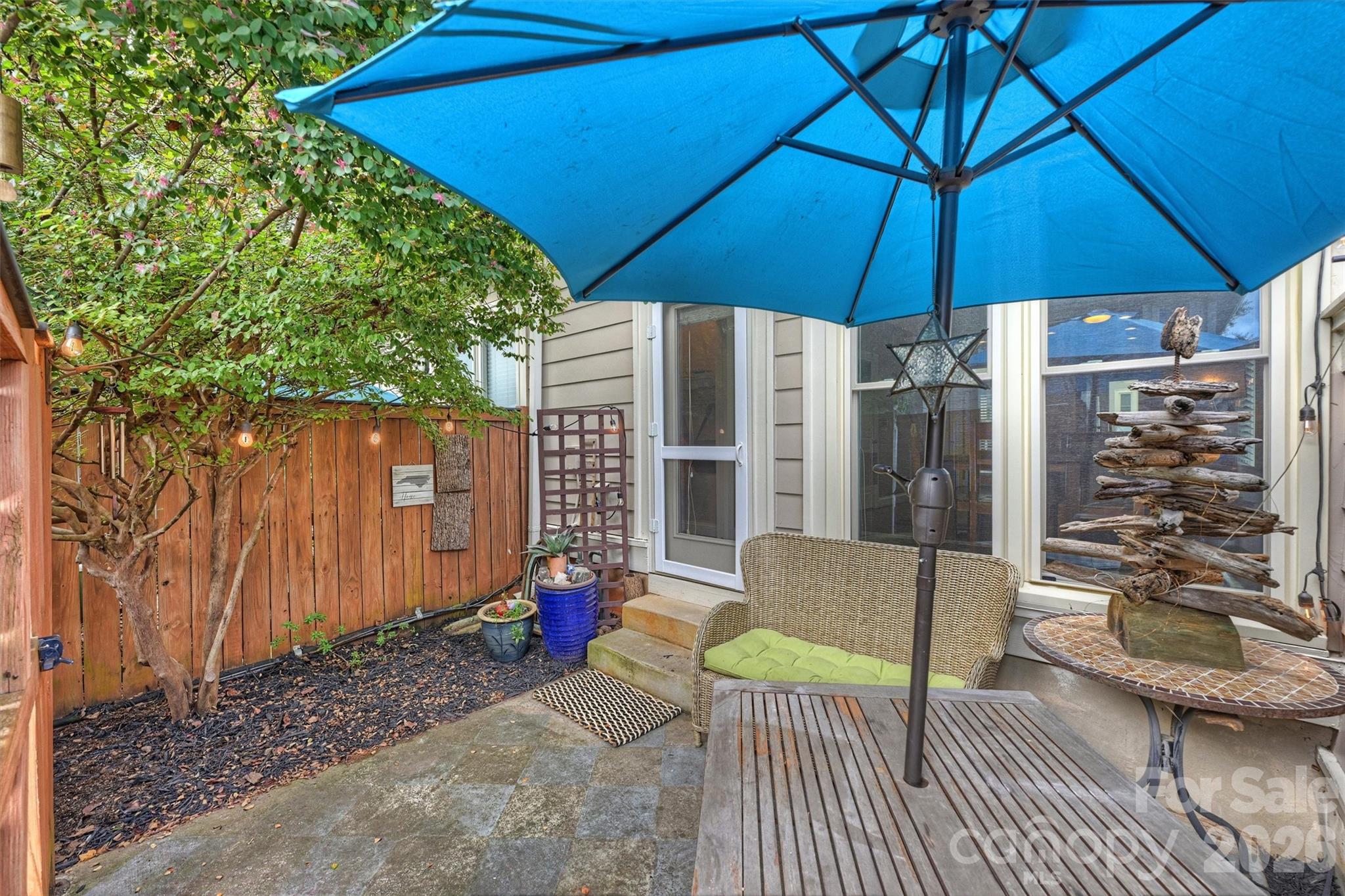 1073 Park West Drive