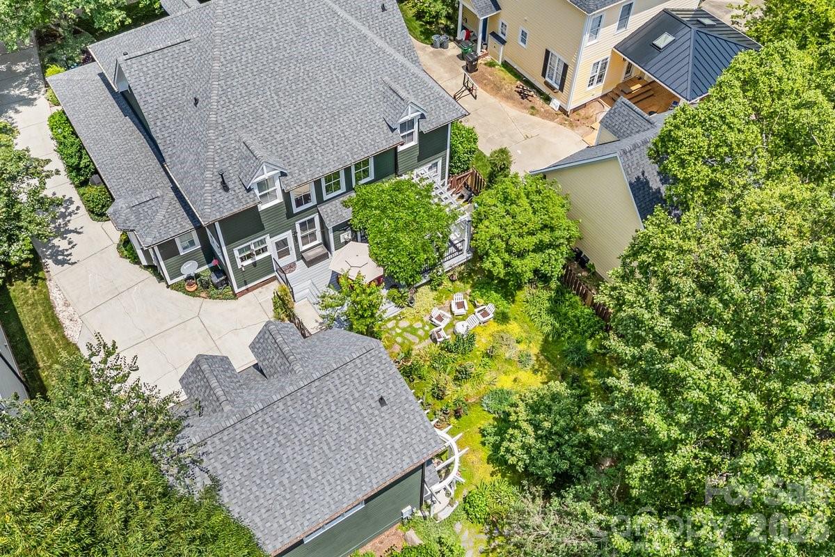 5022 Lady Fern Circle