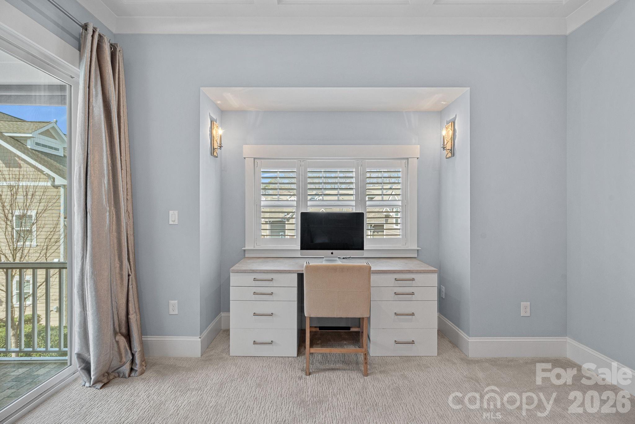 744 Amalfi Drive