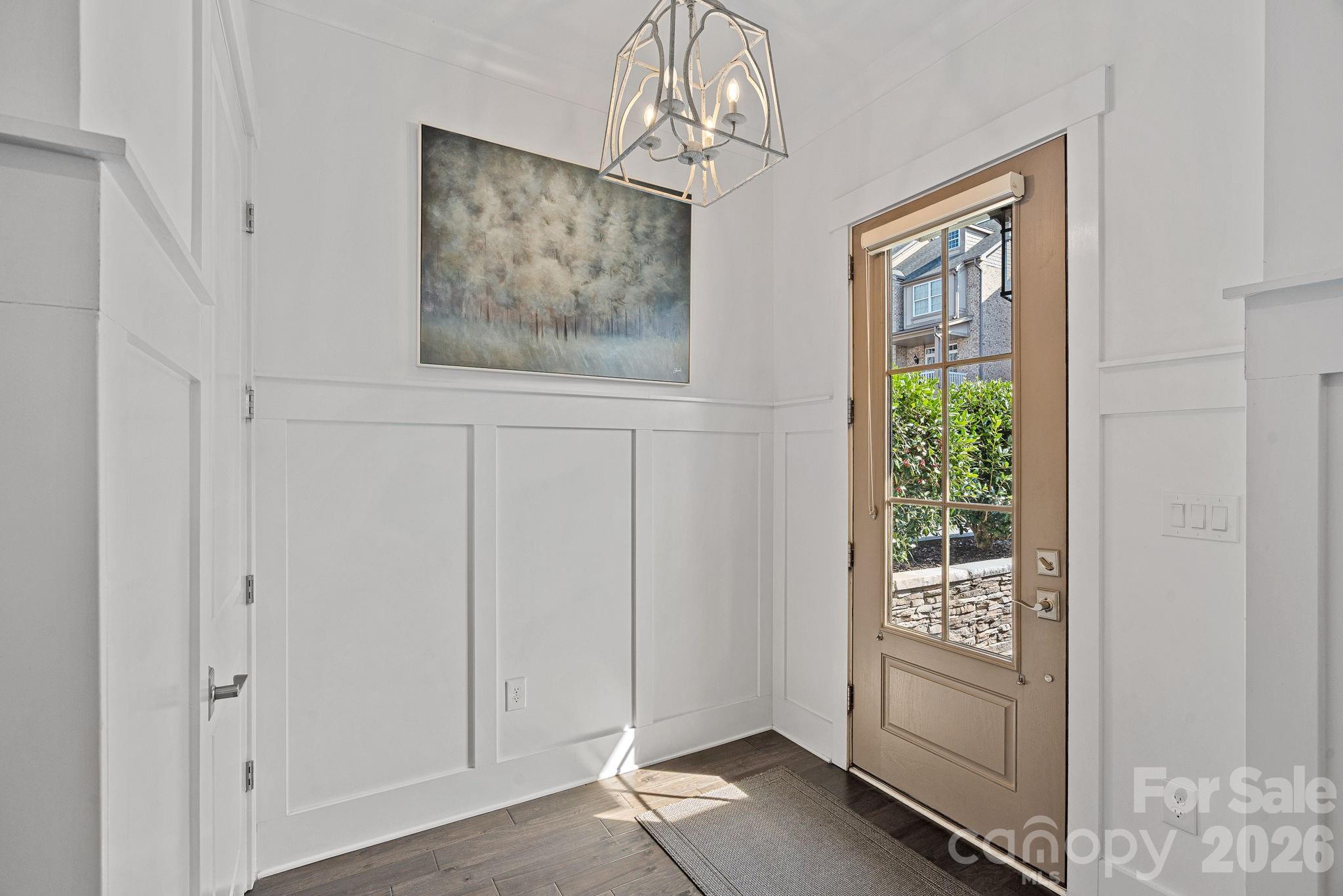 744 Amalfi Drive