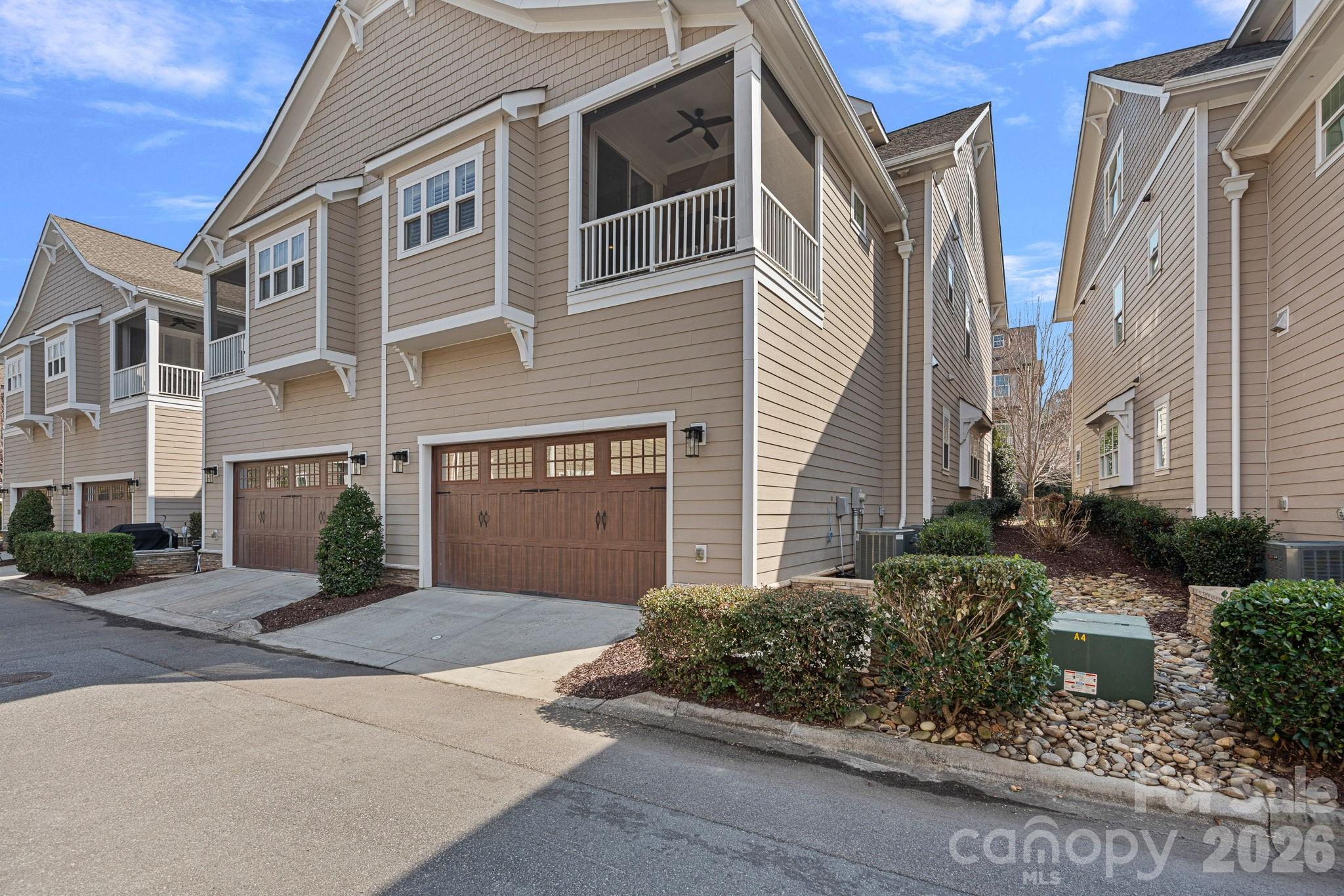744 Amalfi Drive