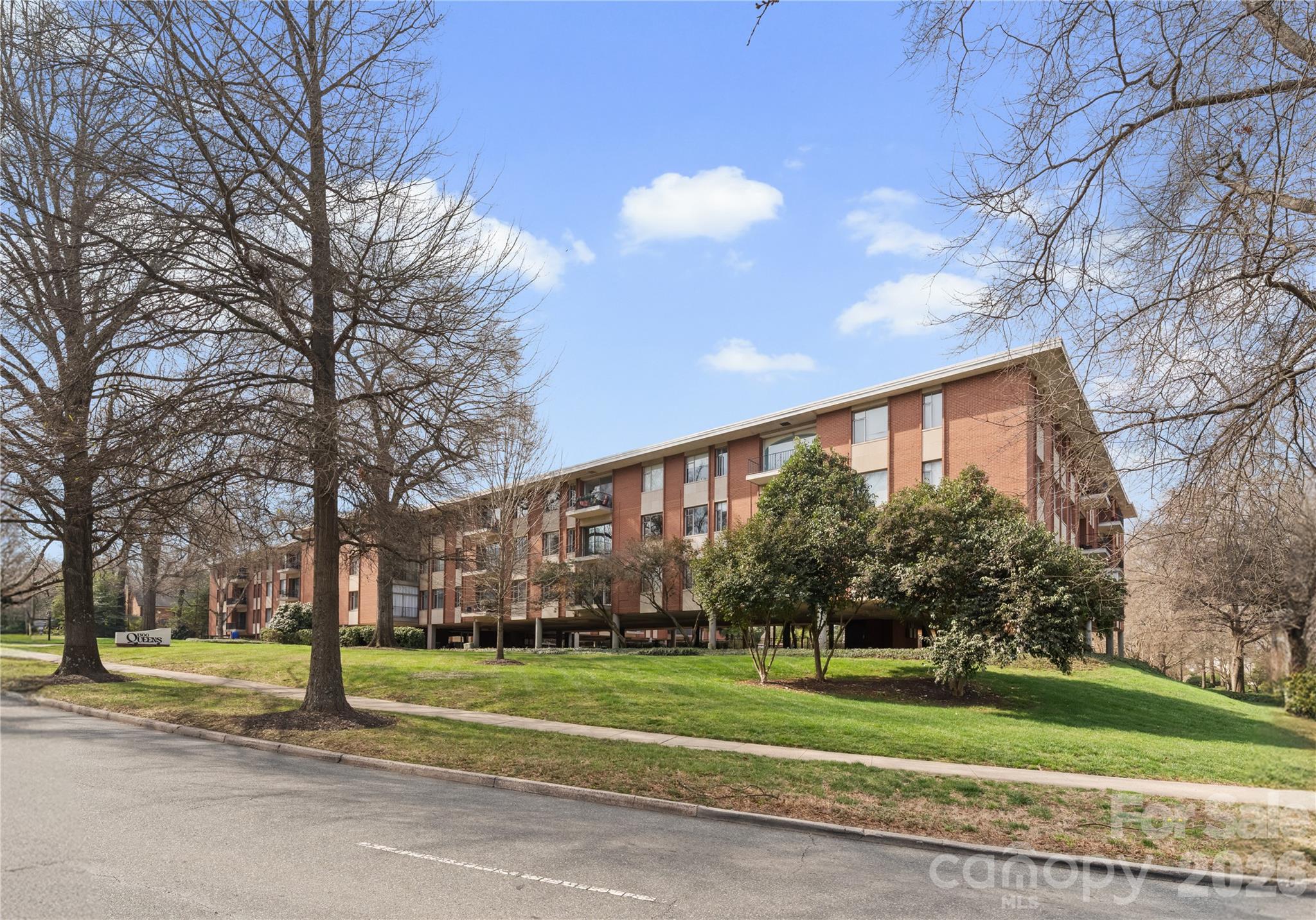 1300 Queens Road