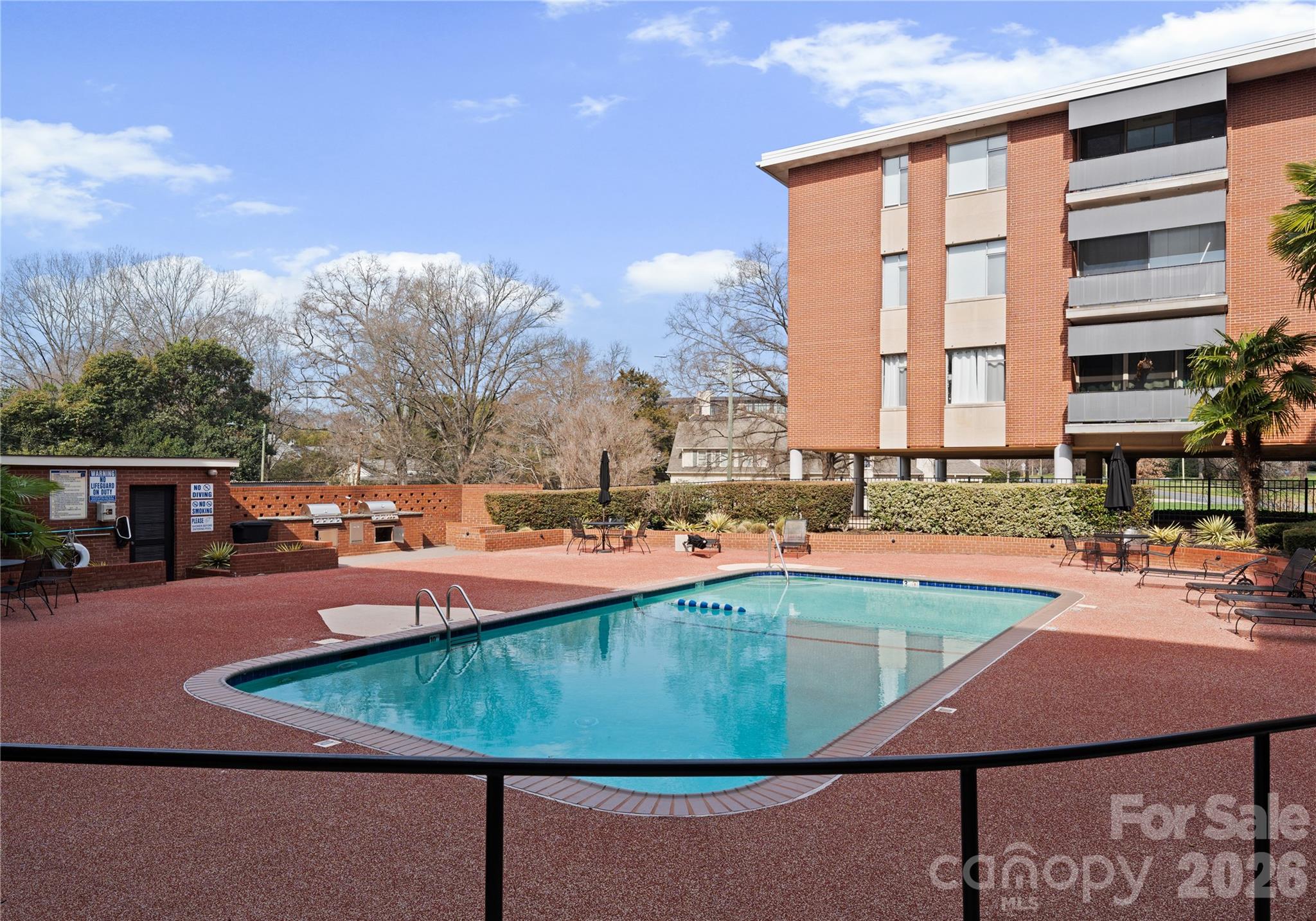 1300 Queens Road