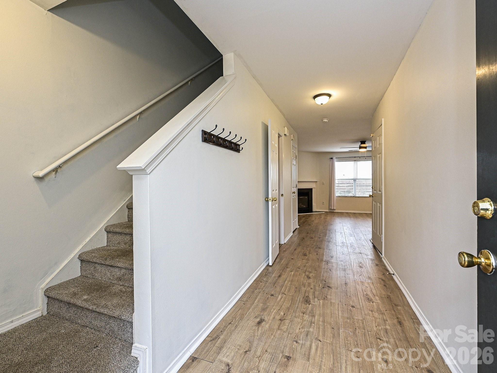 8712 Westhope Street