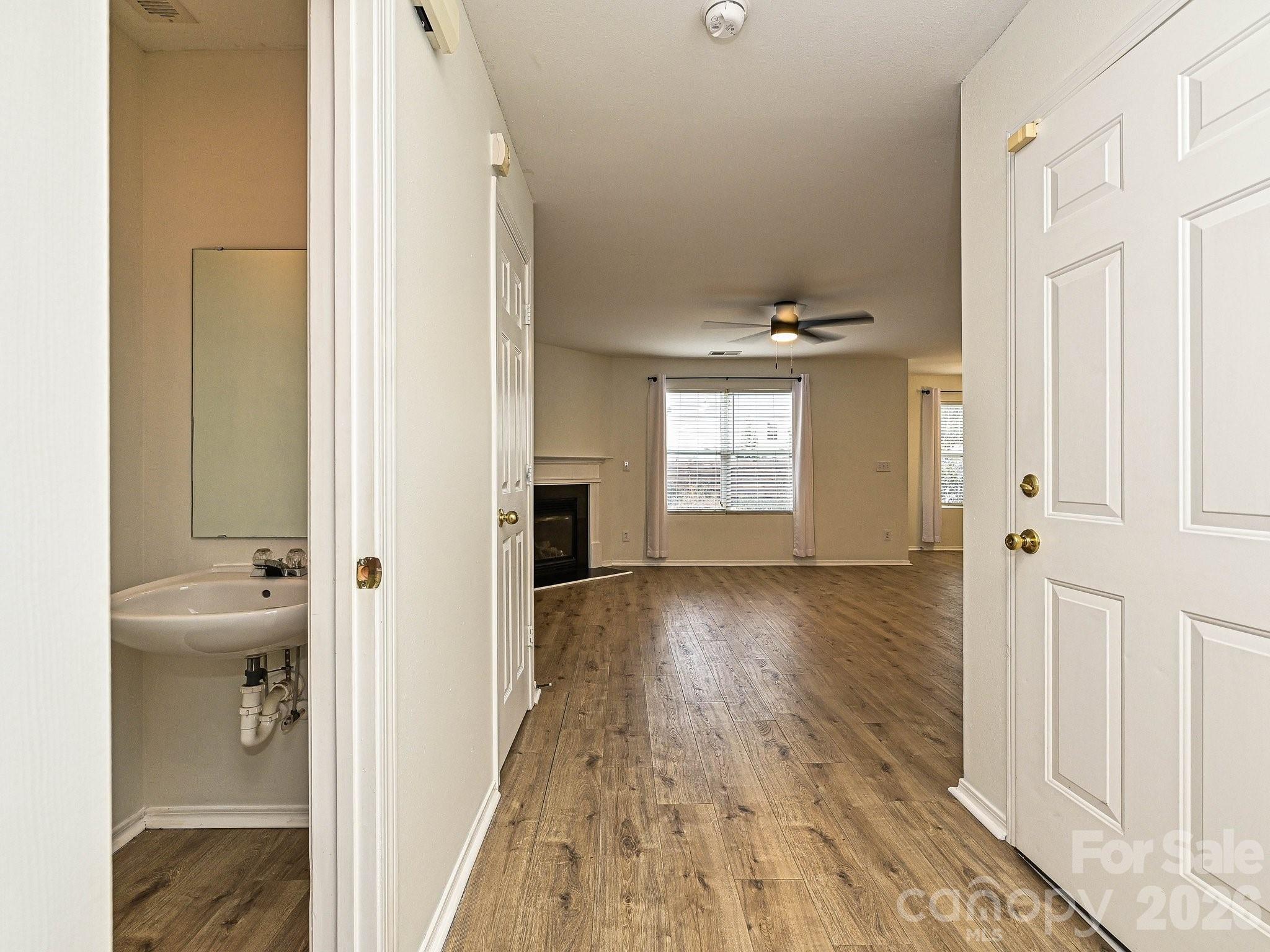 8712 Westhope Street