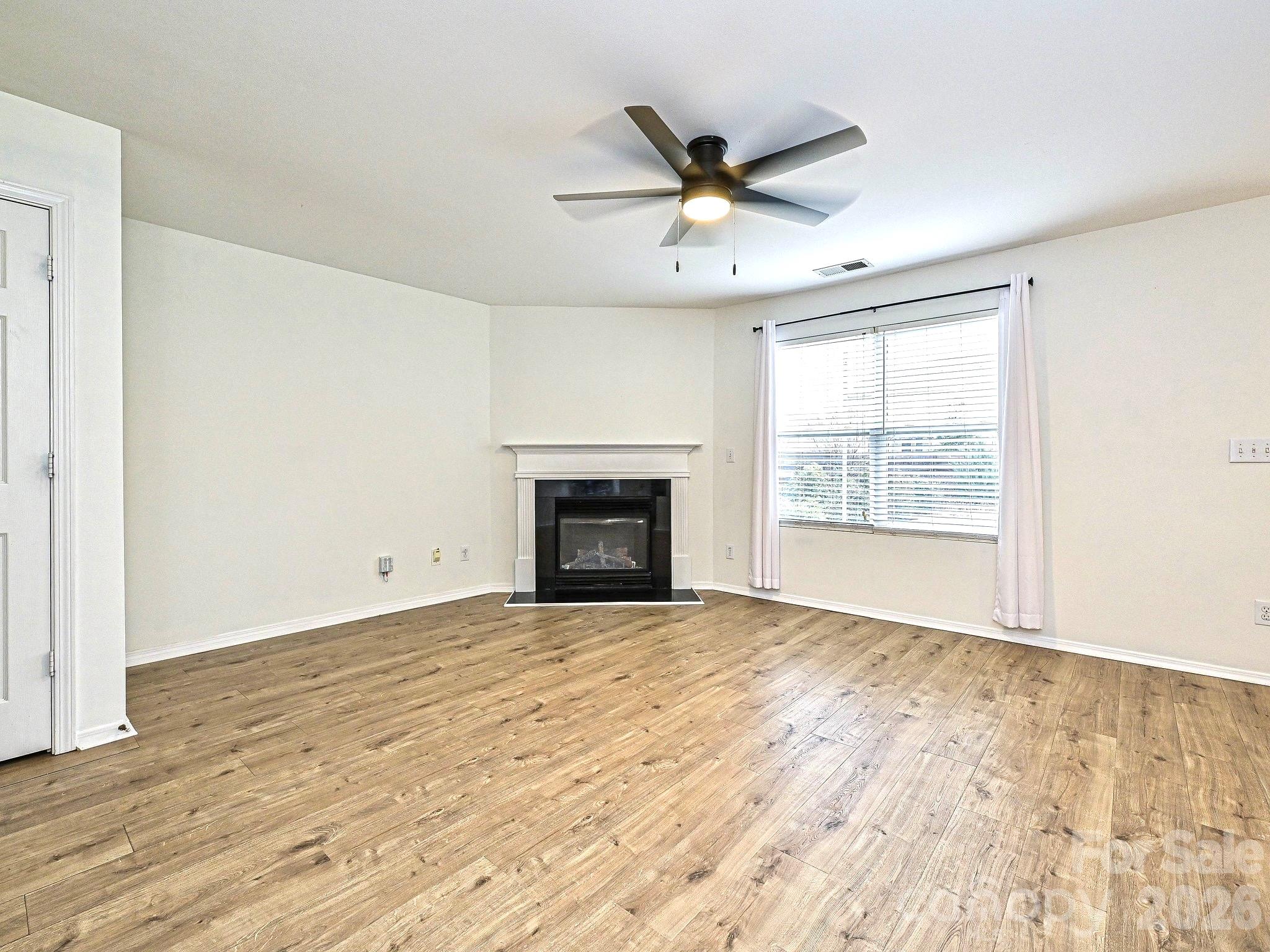 8712 Westhope Street