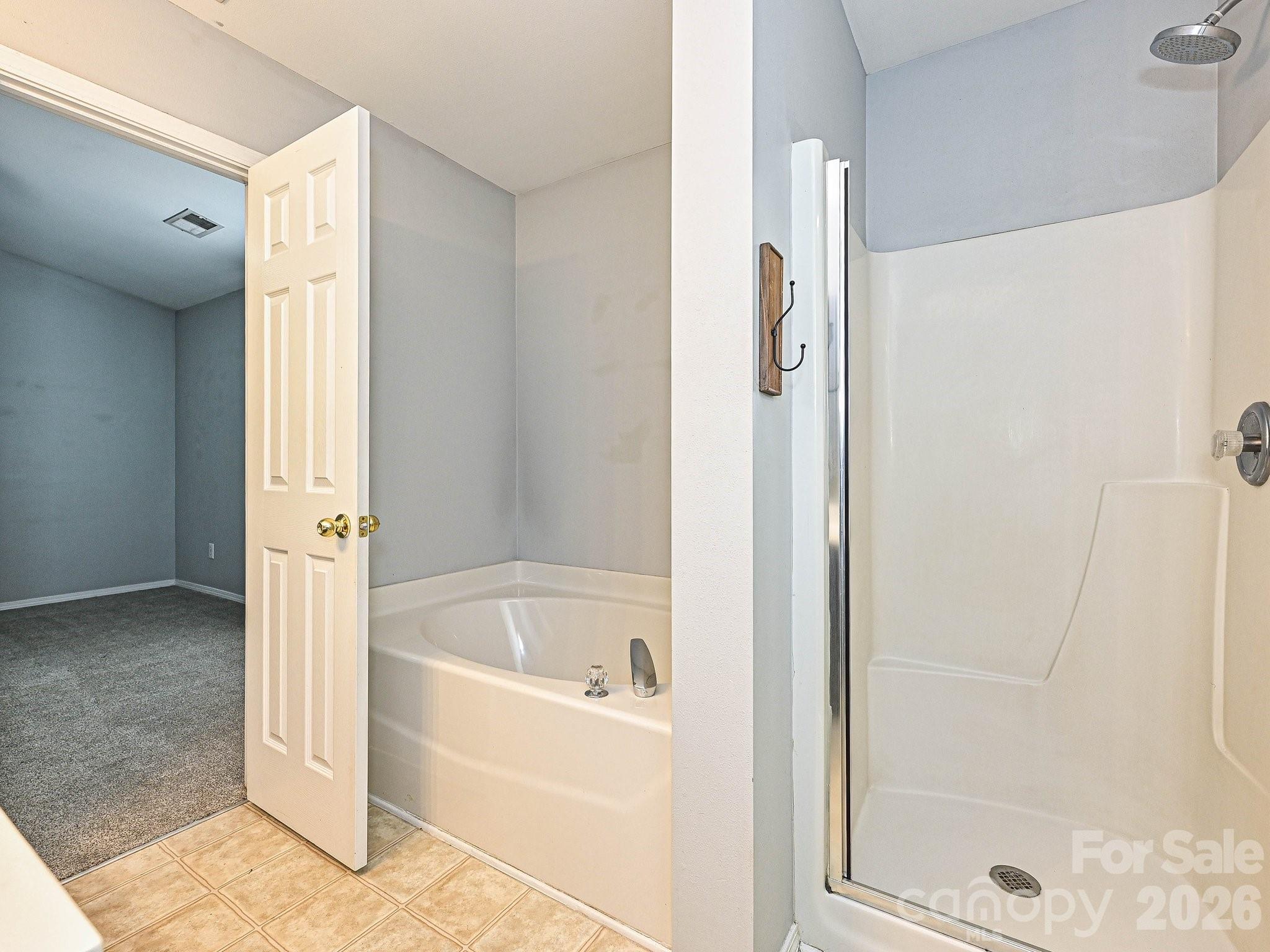 8712 Westhope Street