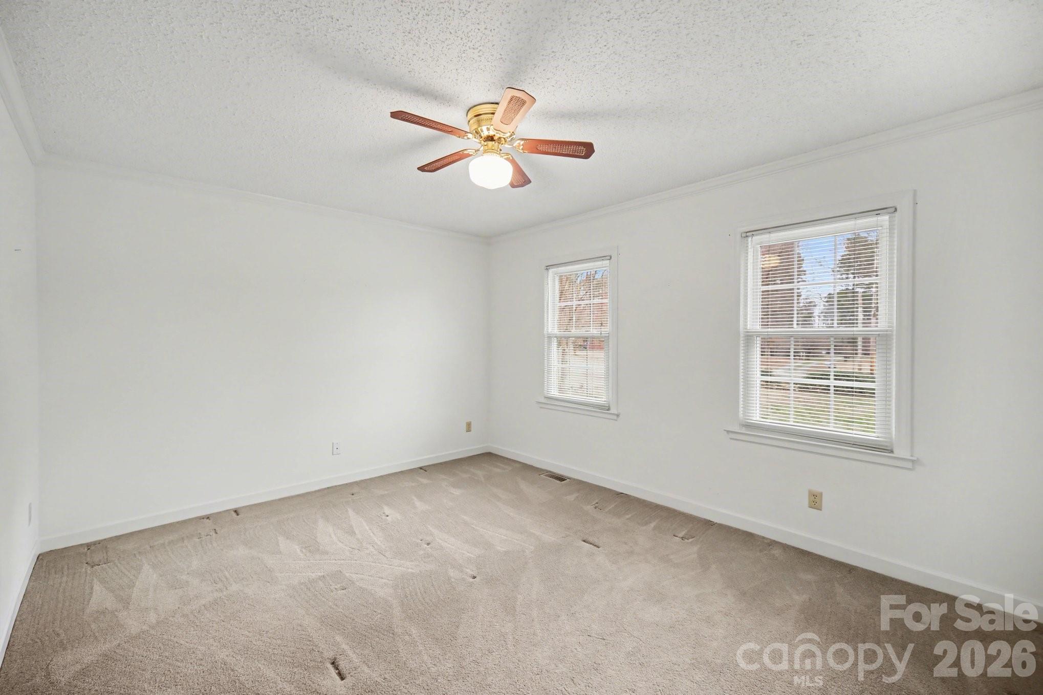 12900 Ruthhaven Drive