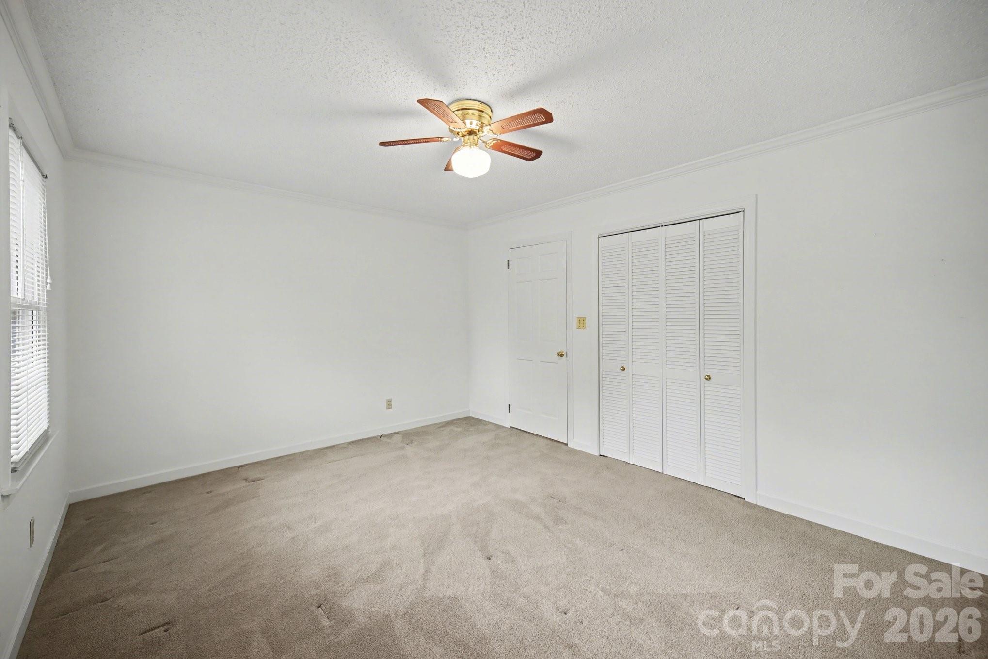 12900 Ruthhaven Drive