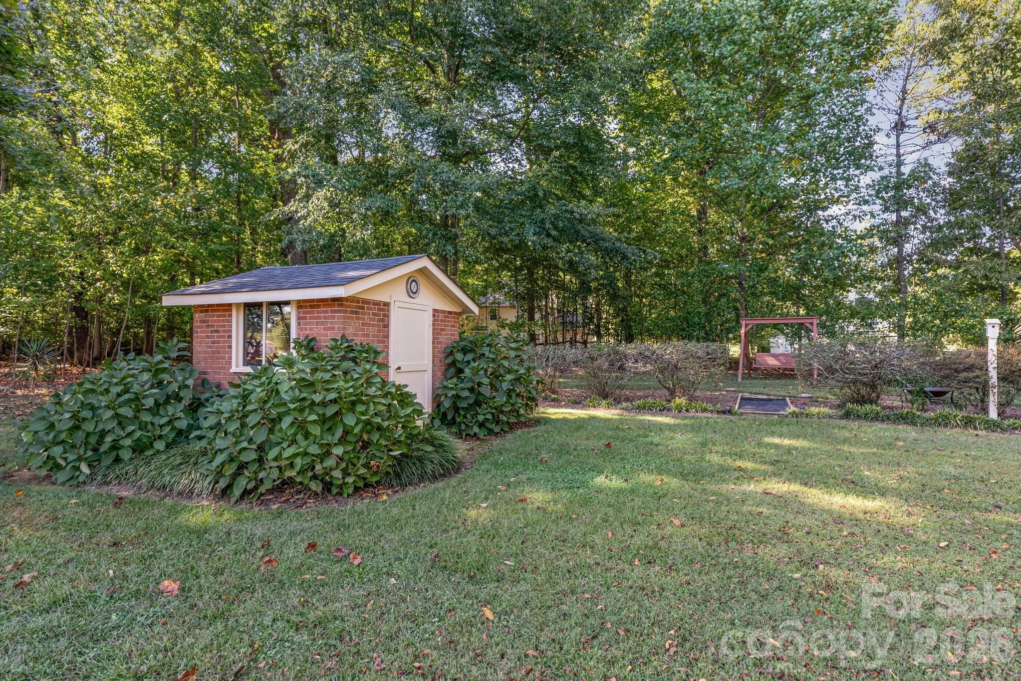 12900 Ruthhaven Drive