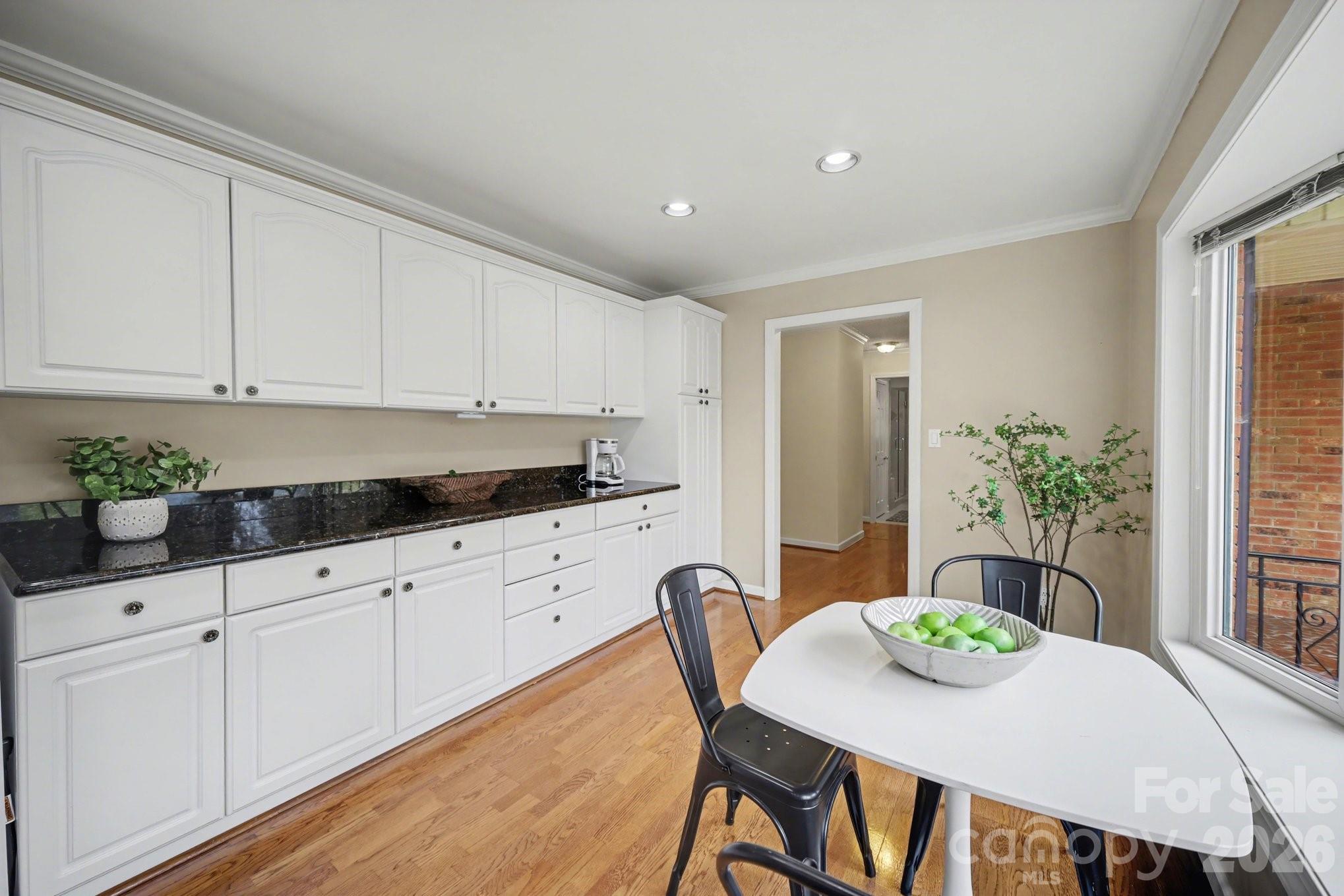 12900 Ruthhaven Drive