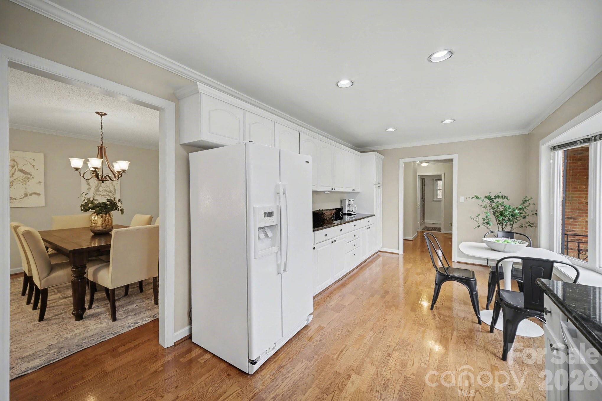 12900 Ruthhaven Drive