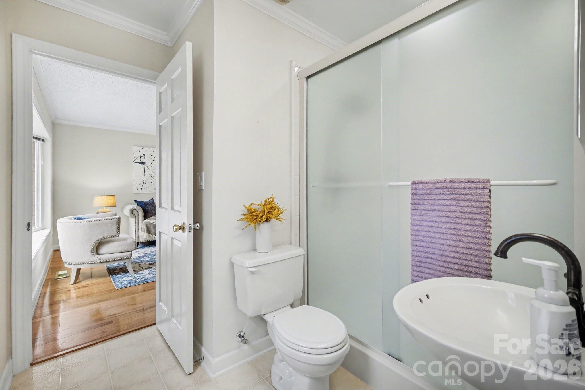 12900 Ruthhaven Drive