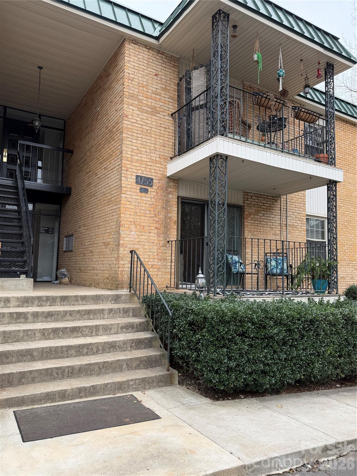 4755 Hedgemore Drive Unit: D