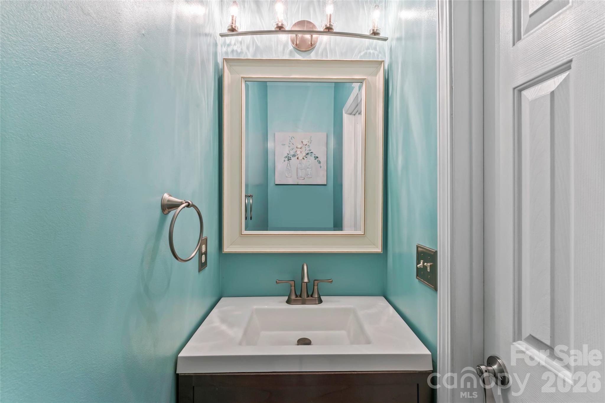112 S Audubon Avenue