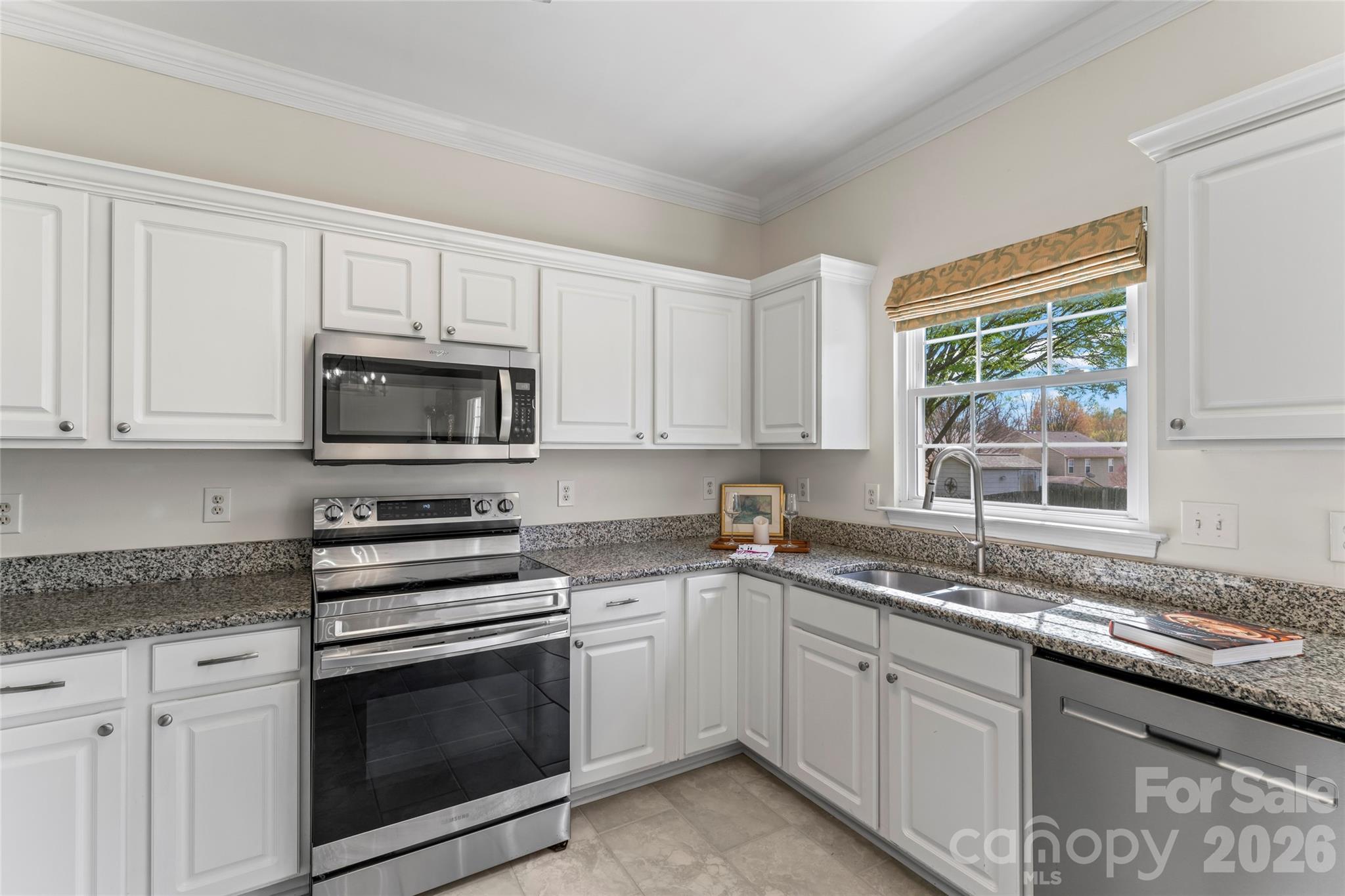 112 S Audubon Avenue