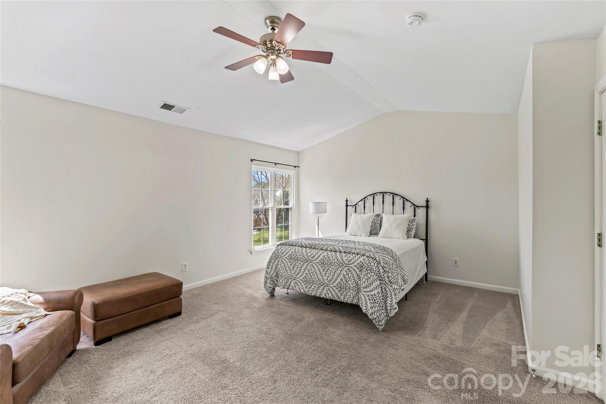 112 S Audubon Avenue