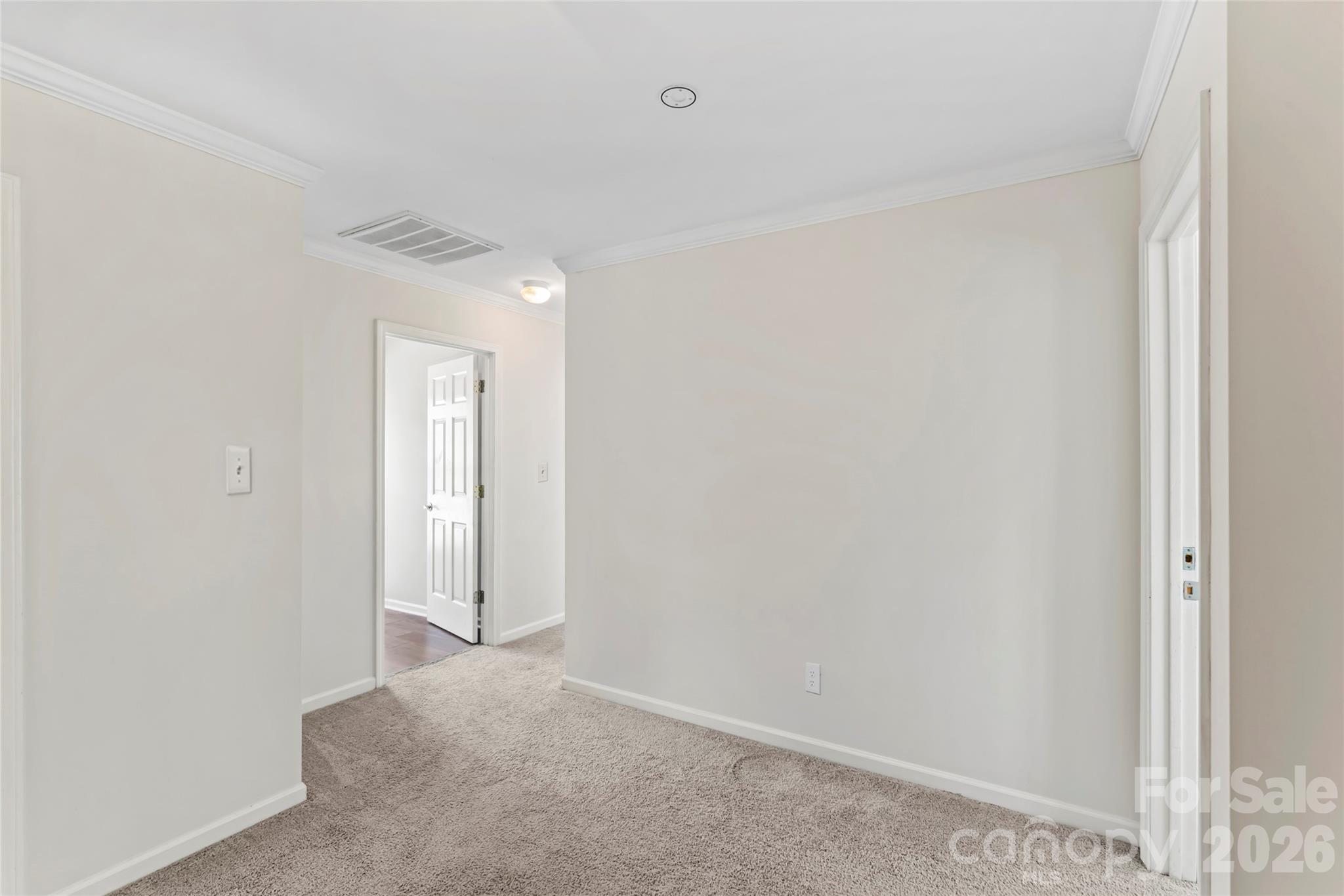 112 S Audubon Avenue