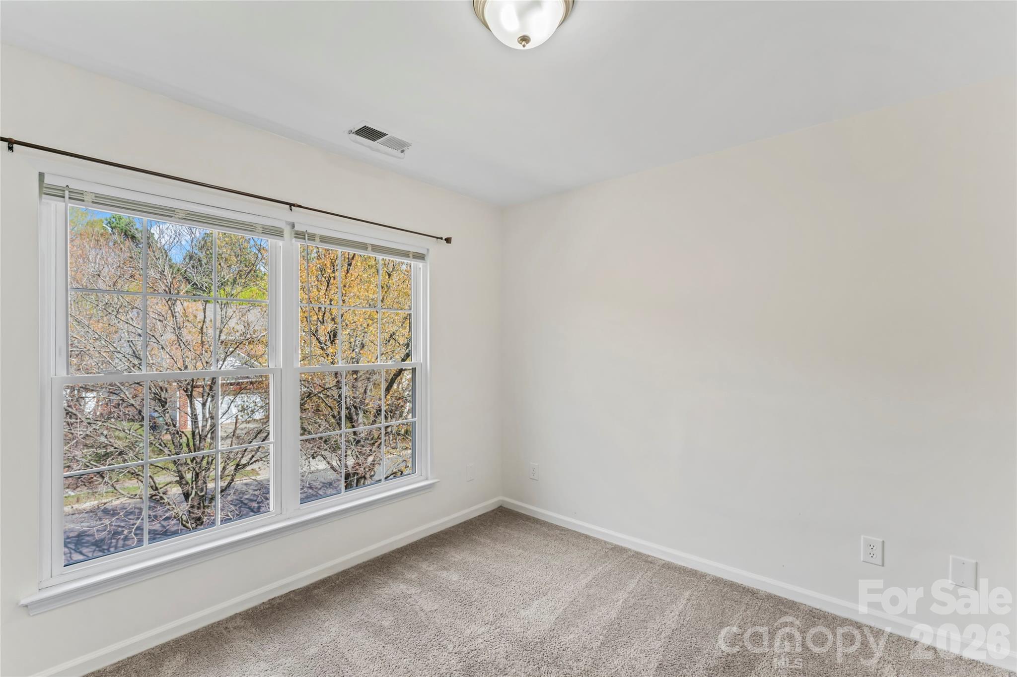 112 S Audubon Avenue