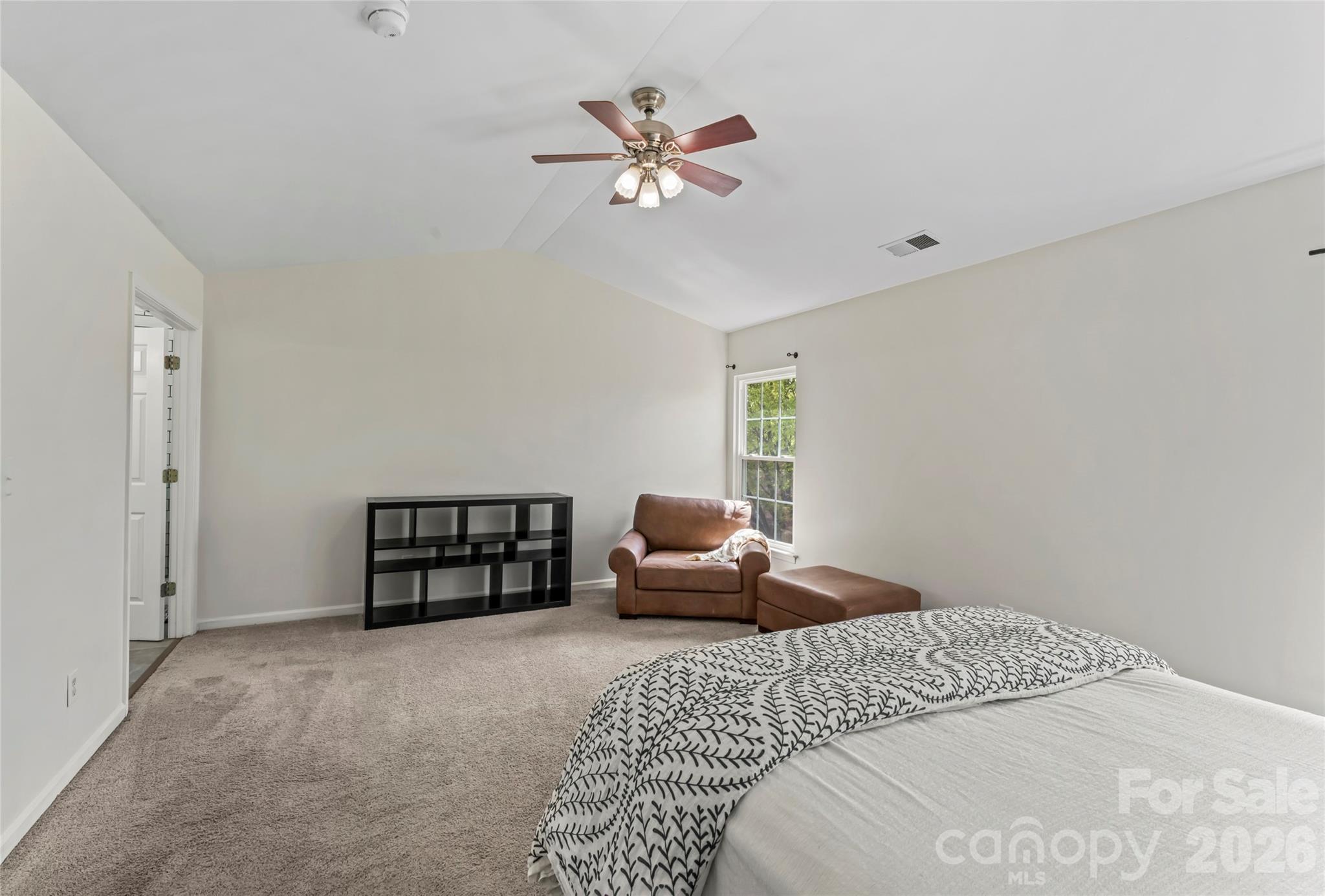 112 S Audubon Avenue