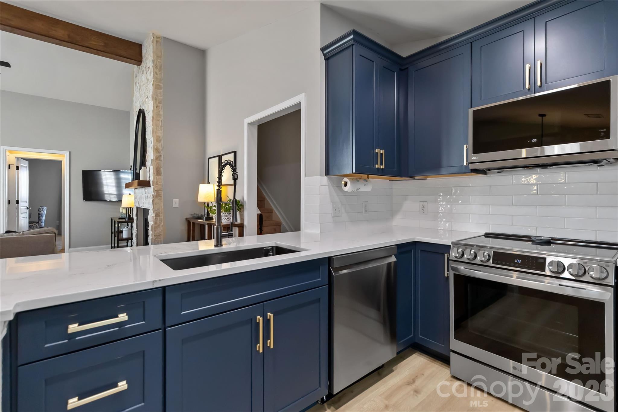 9708 Kestral Ridge Drive