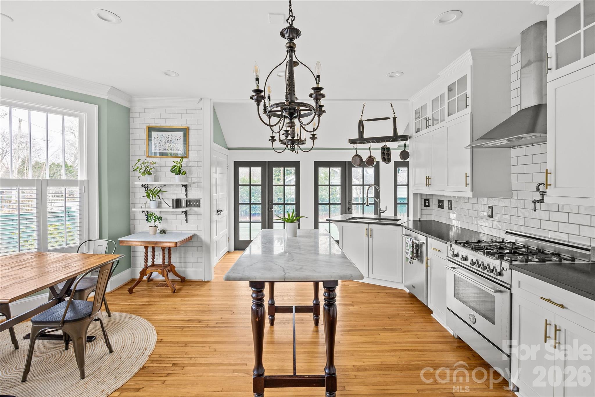 2101 The Plaza Road