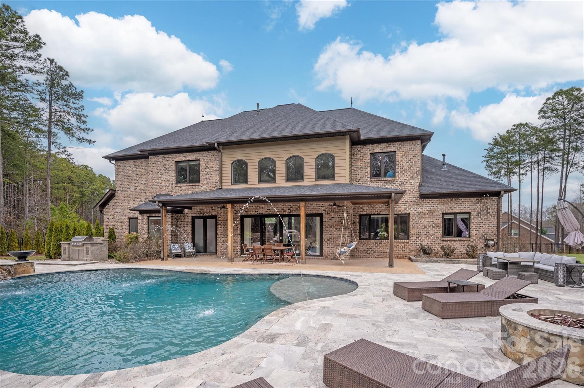 7946 Norman Pointe Drive