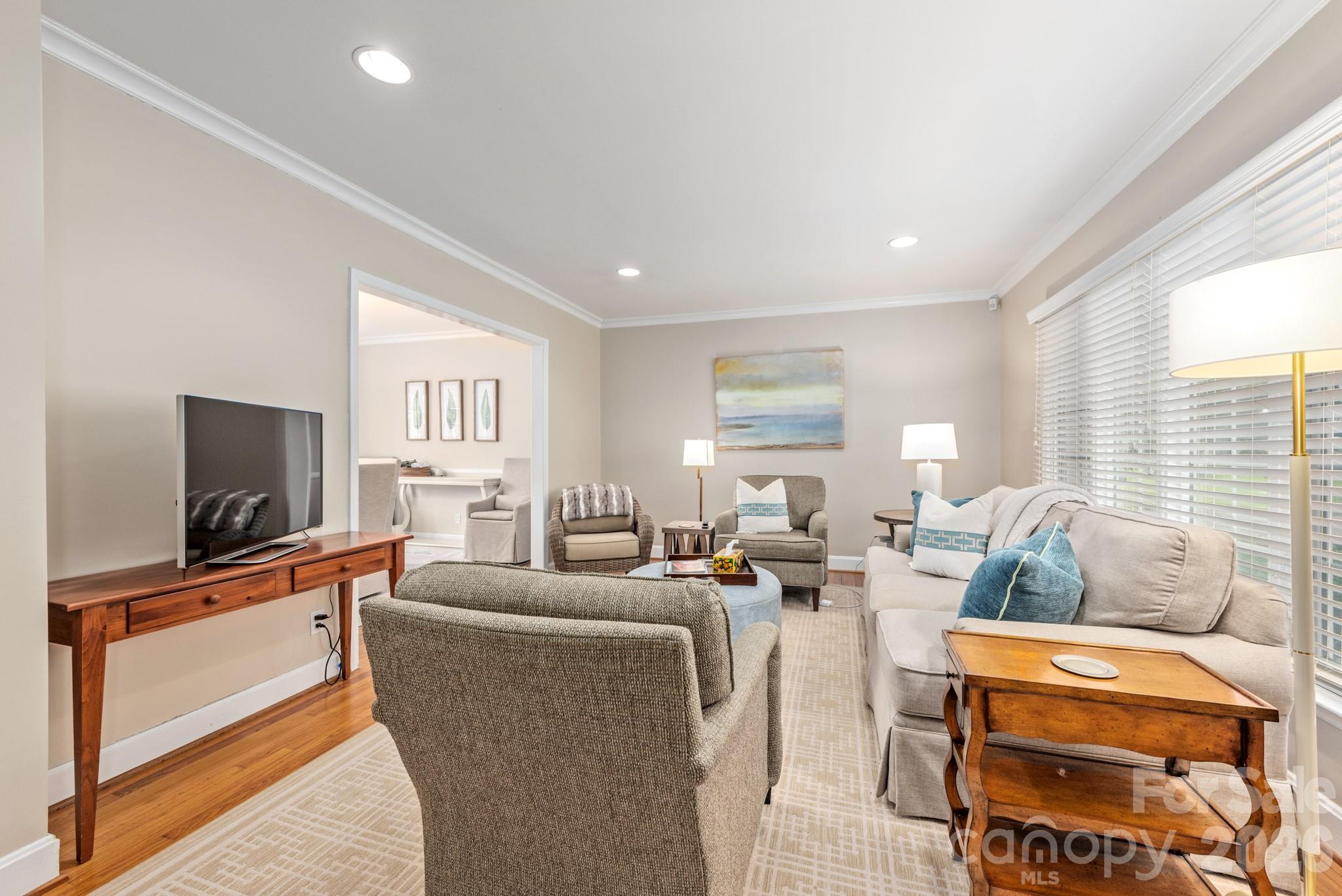 6929 Knightswood Drive