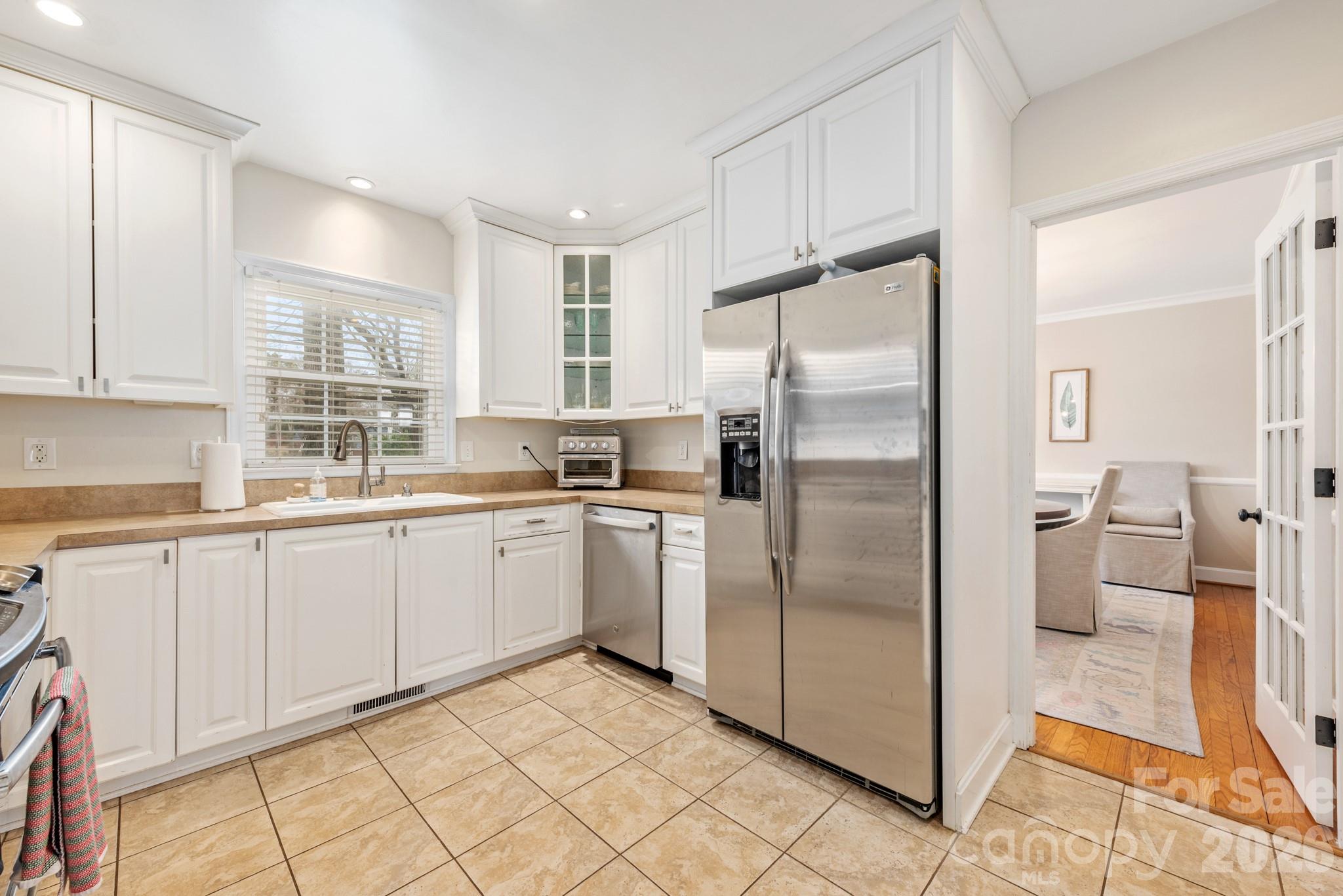 6929 Knightswood Drive