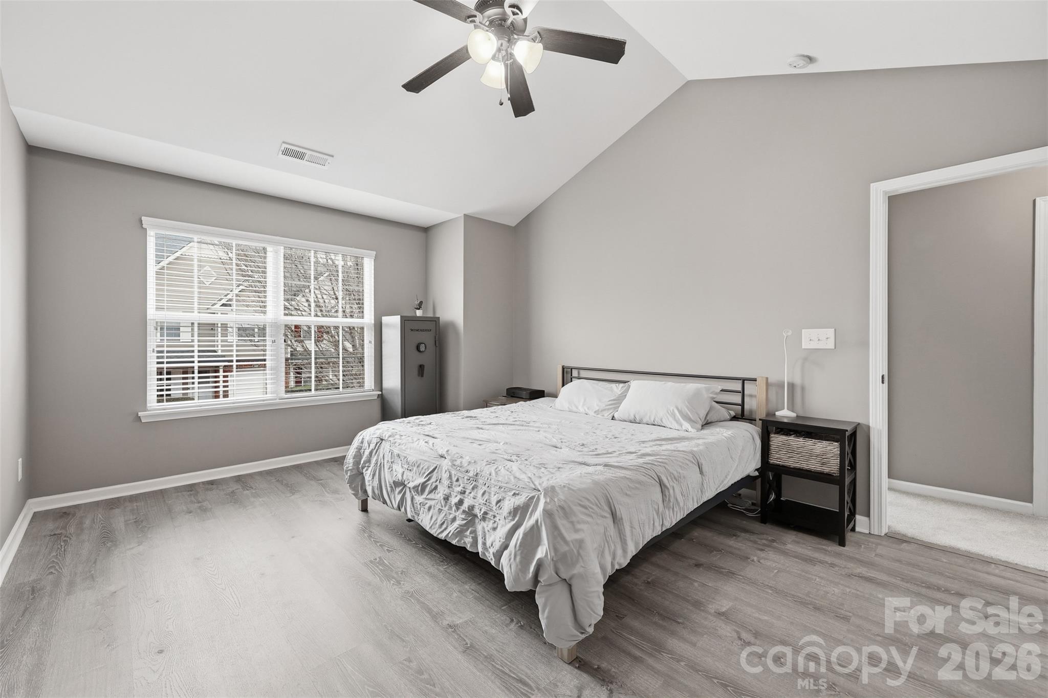 3096 Des Prez Avenue