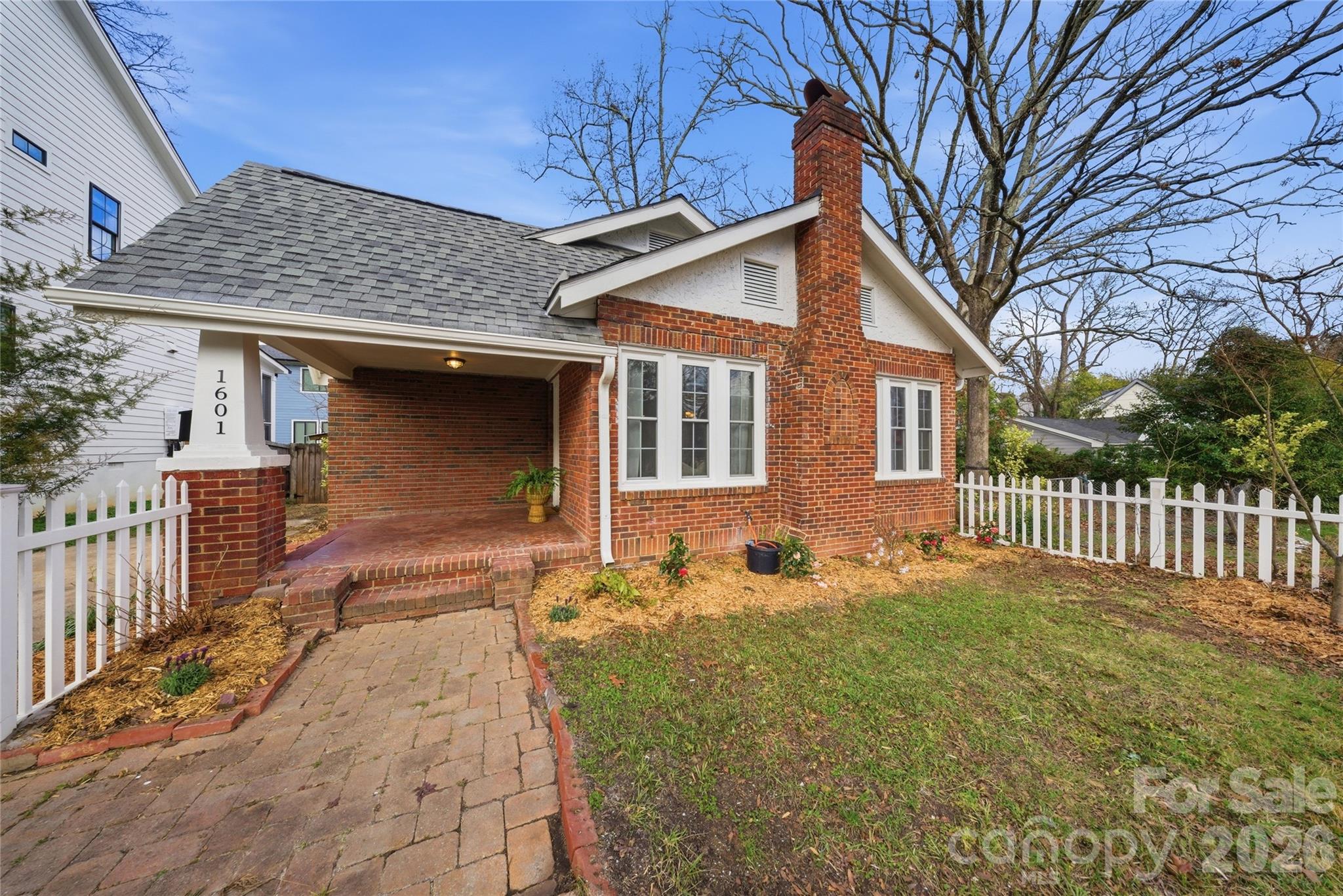 1601 Shamrock Drive