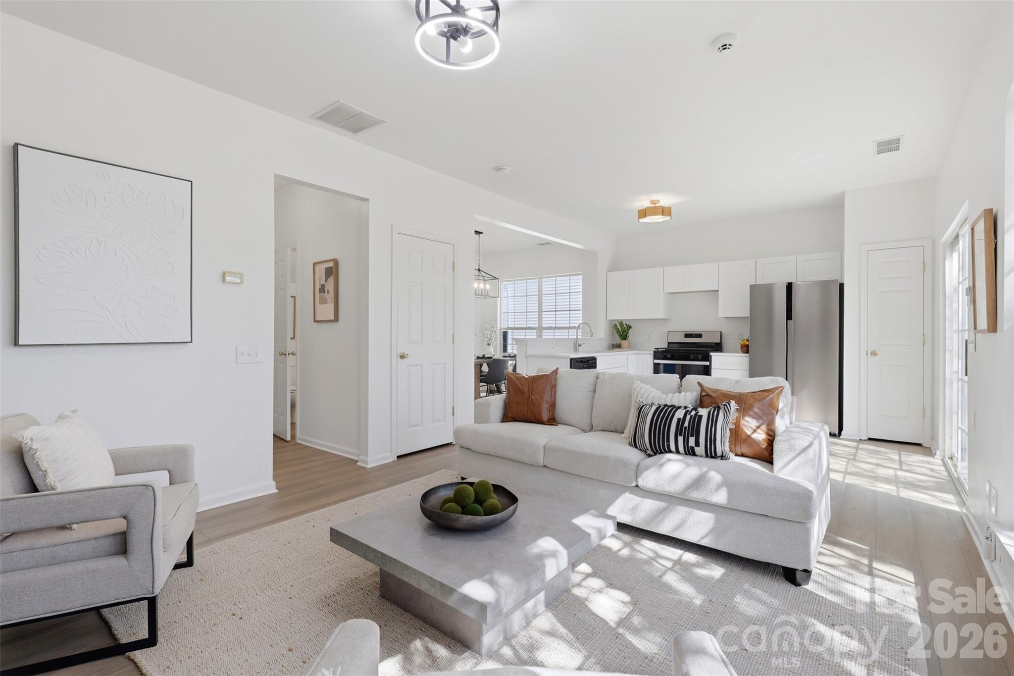 2443 Normancrest Court