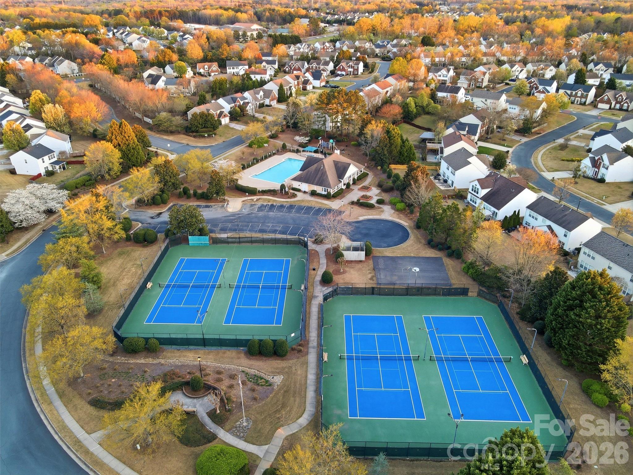 2443 Normancrest Court