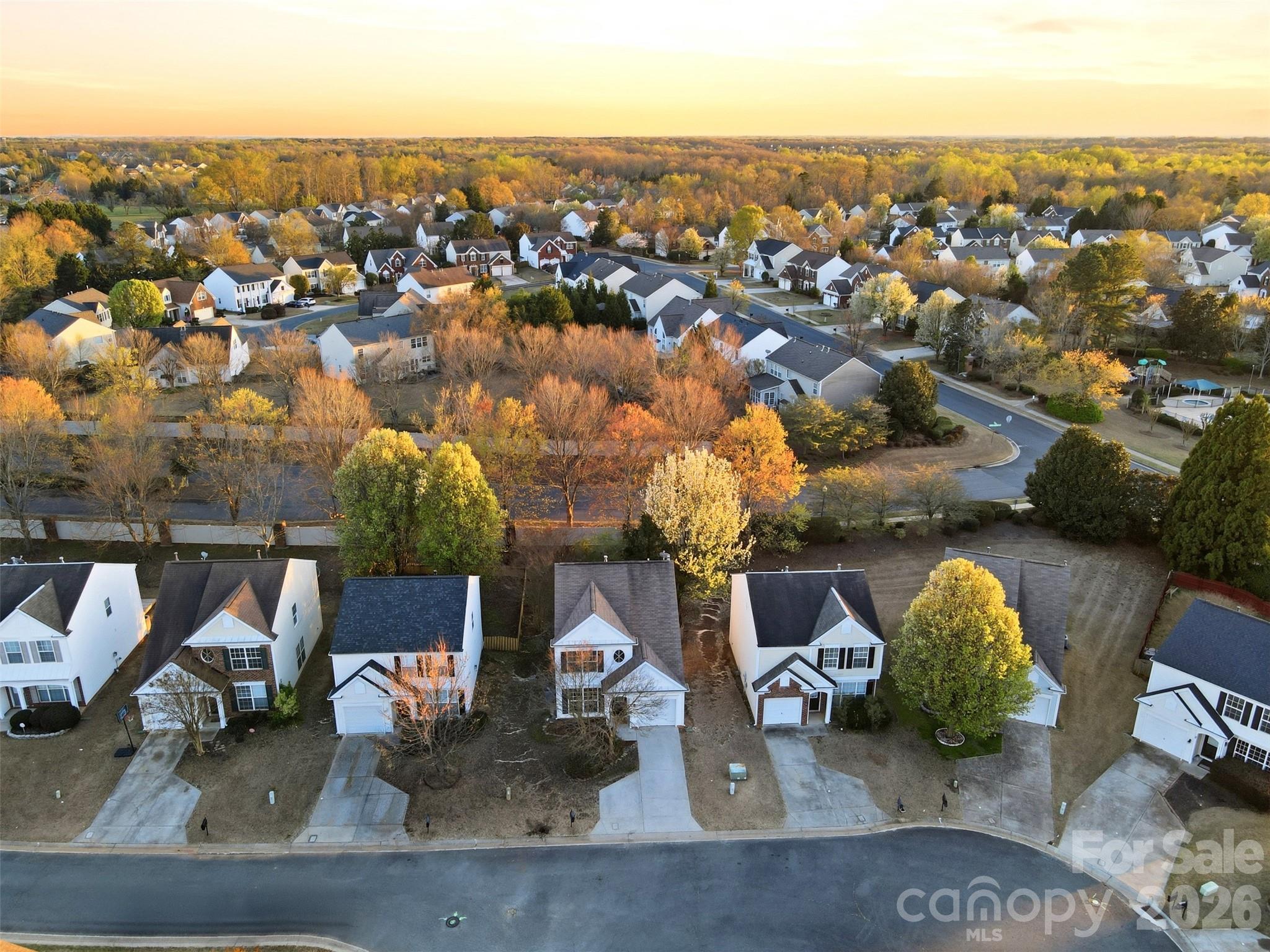 2443 Normancrest Court
