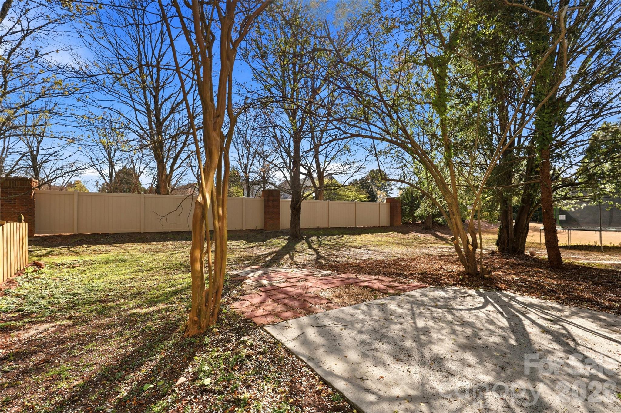 2443 Normancrest Court