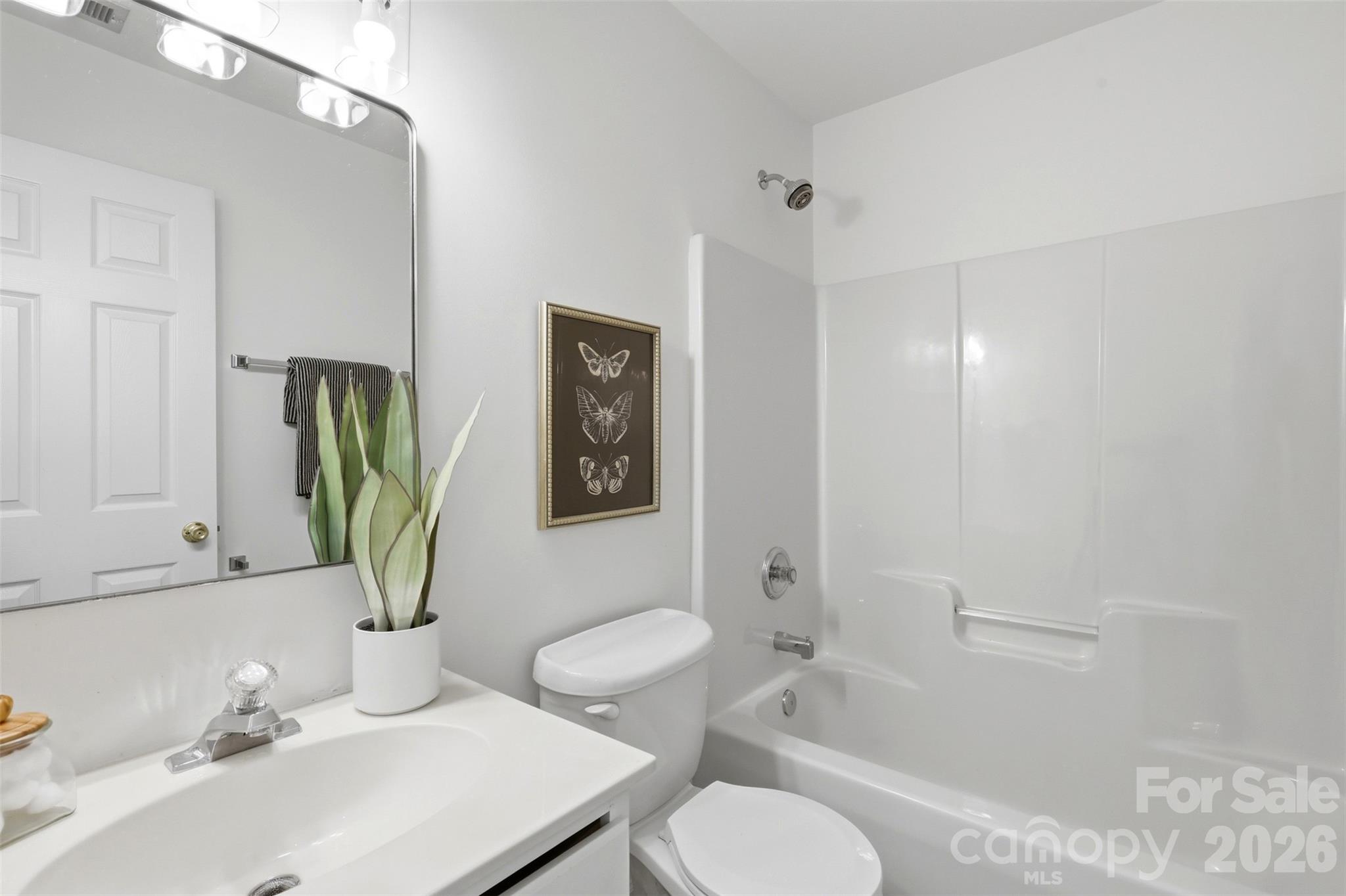 2443 Normancrest Court