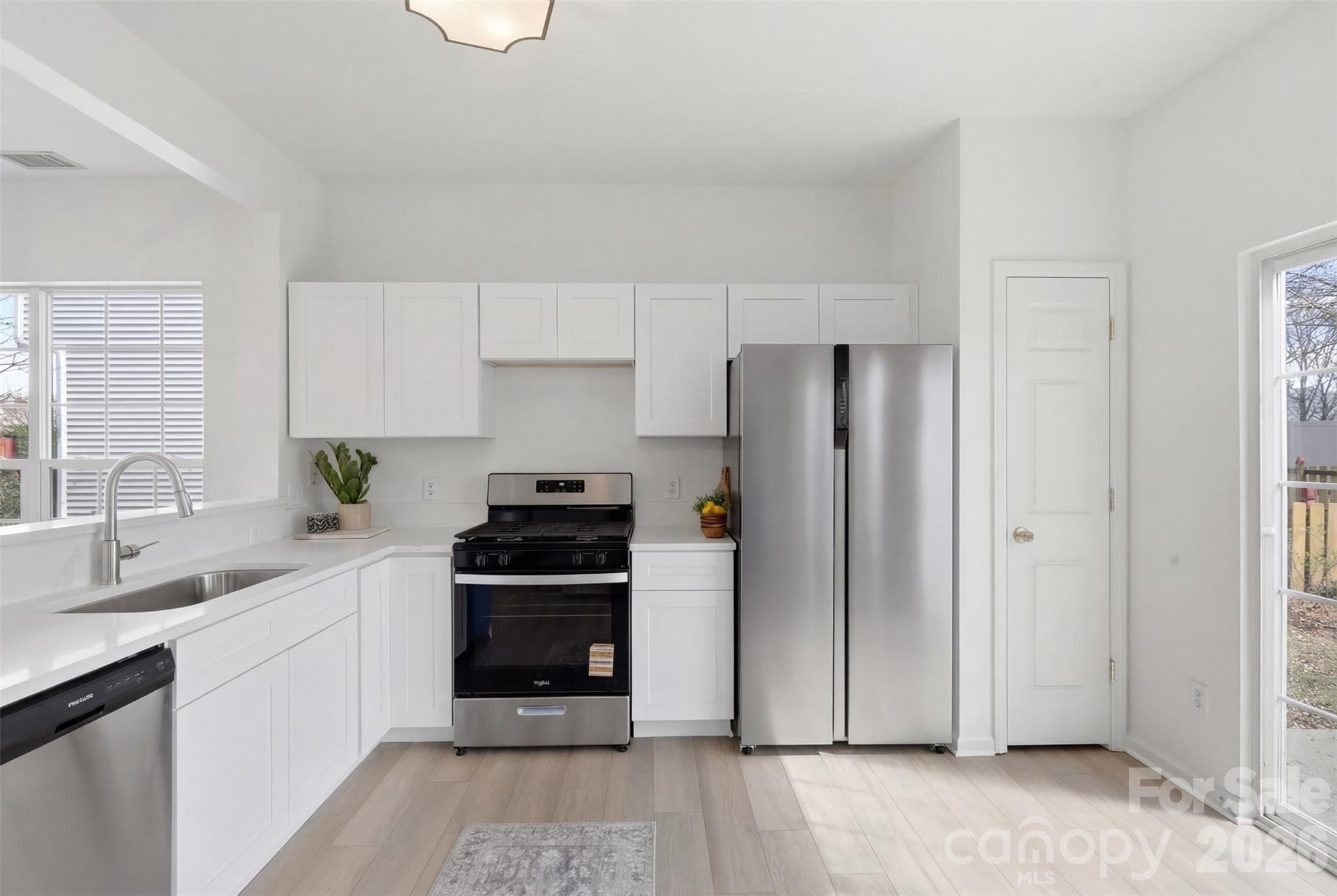 2443 Normancrest Court