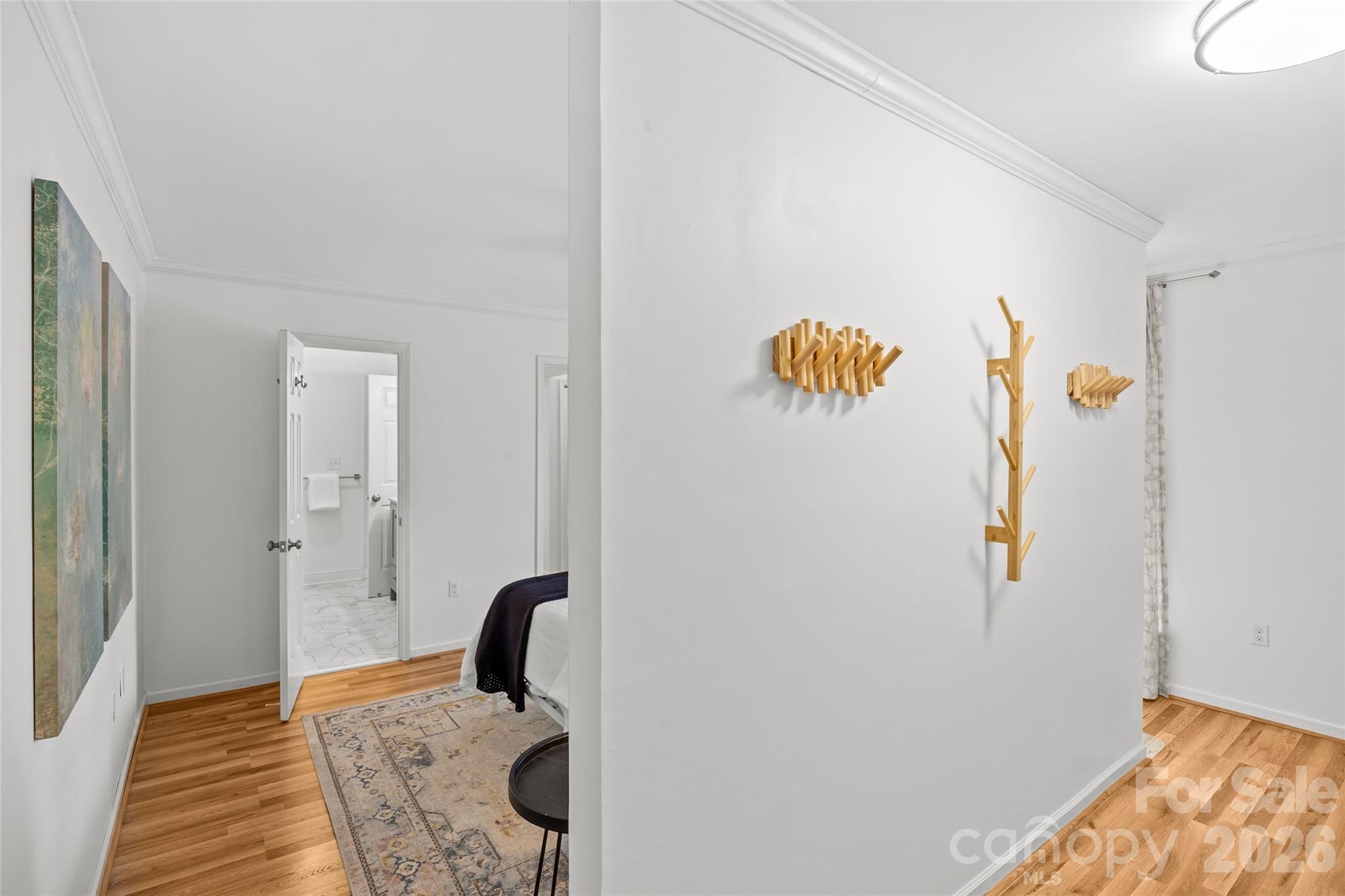 413 W 8th Street Unit: N