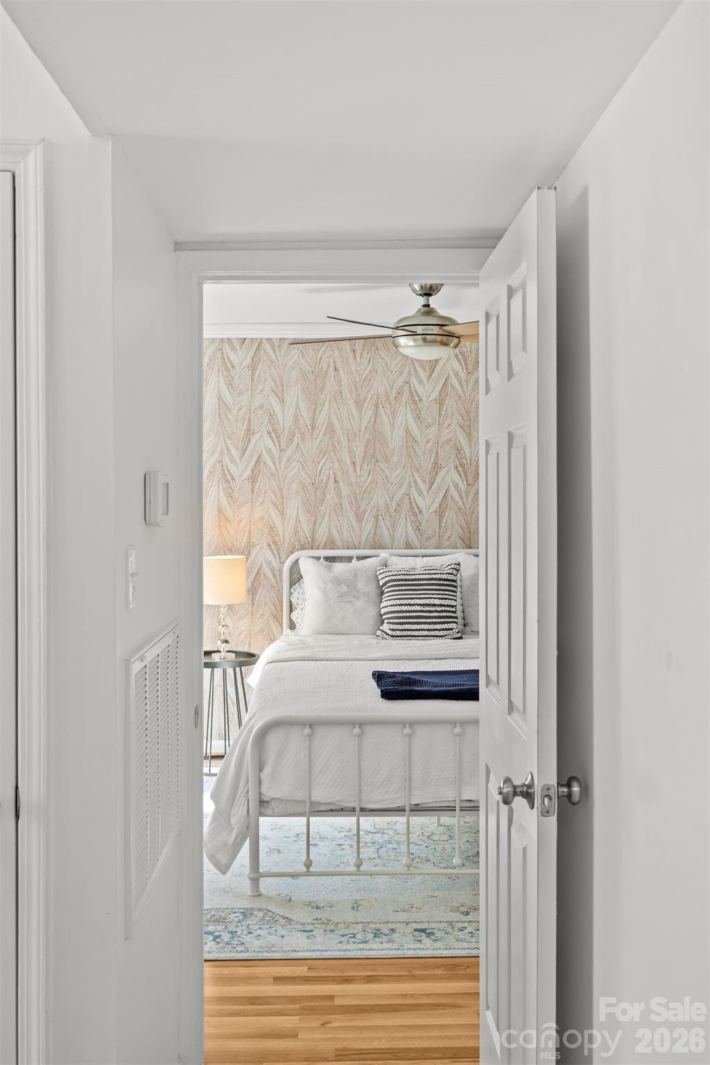 413 W 8th Street Unit: N