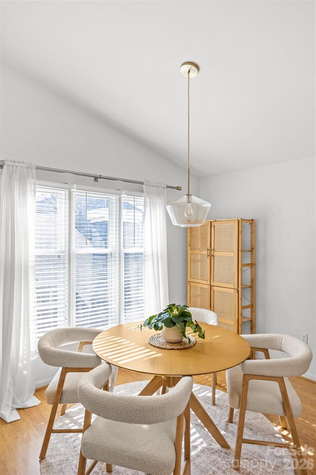 413 W 8th Street Unit: N