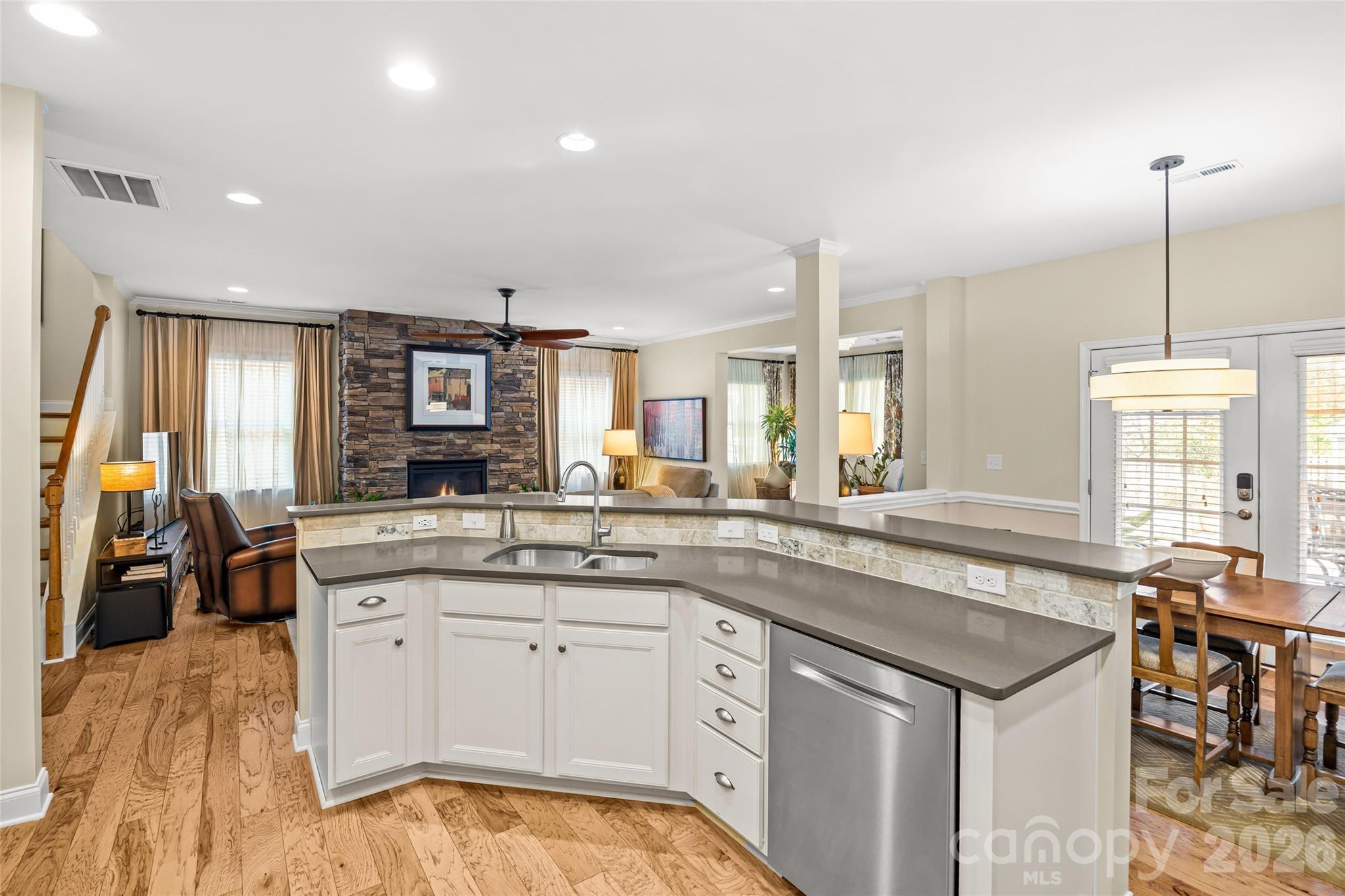 4131 Stacy Boulevard