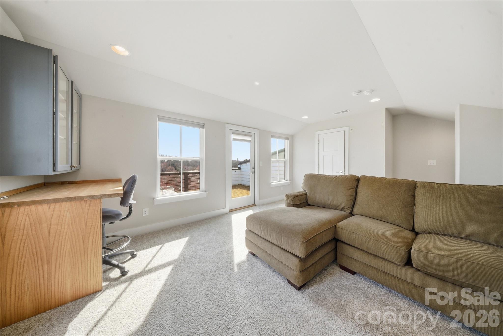 11921 Fiddlers Roof Lane